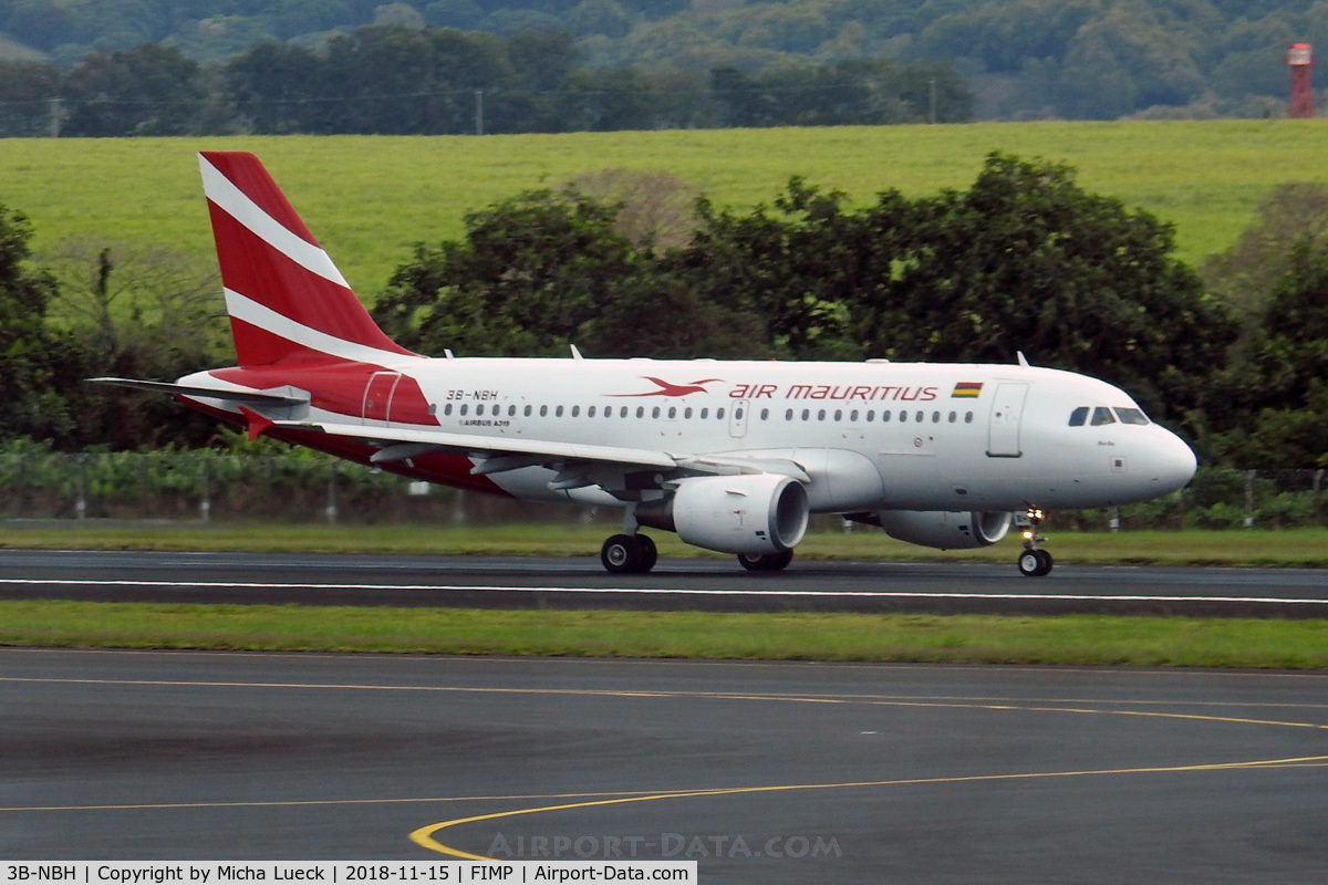 3B-NBH, 2003 Airbus A319-112 C/N 1936, At Mauritius