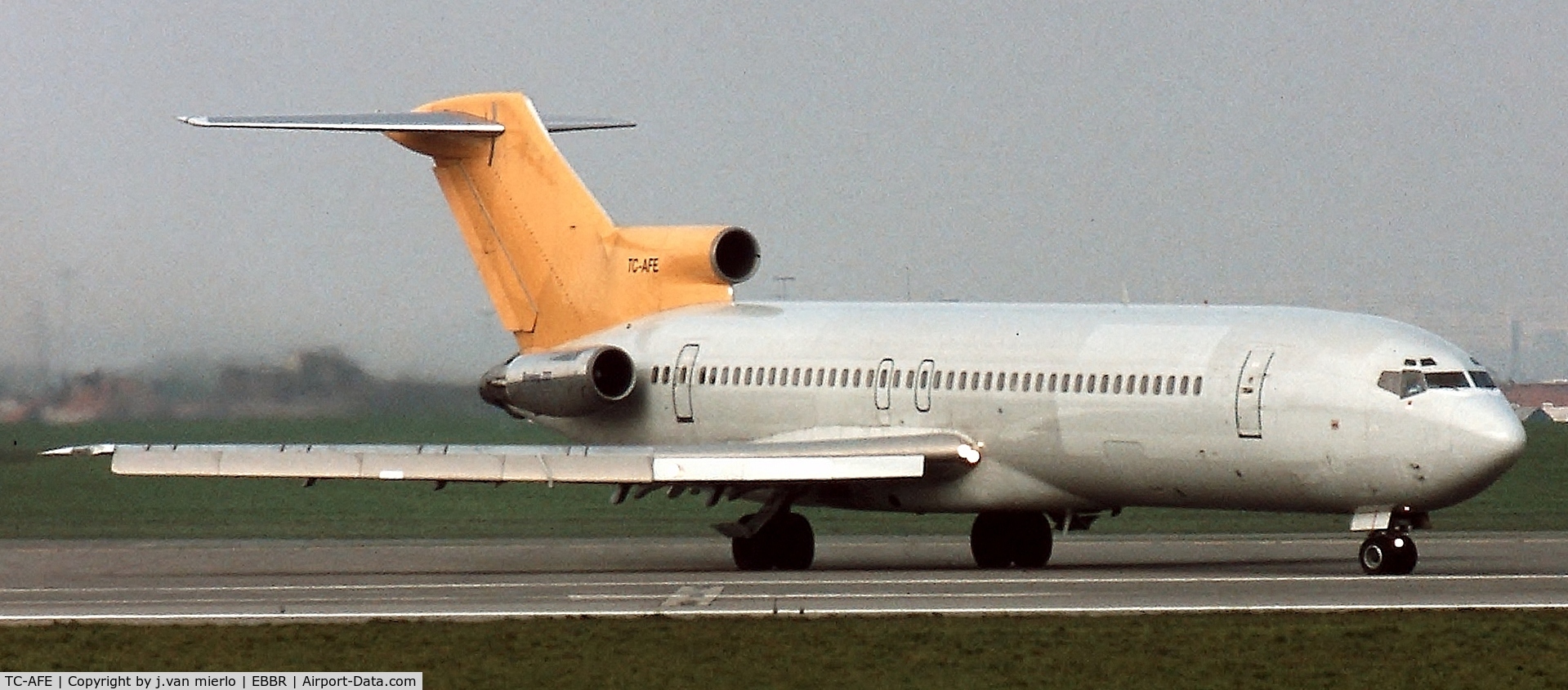 TC-AFE, 1975 Boeing 727-230 C/N 21114, Brussels