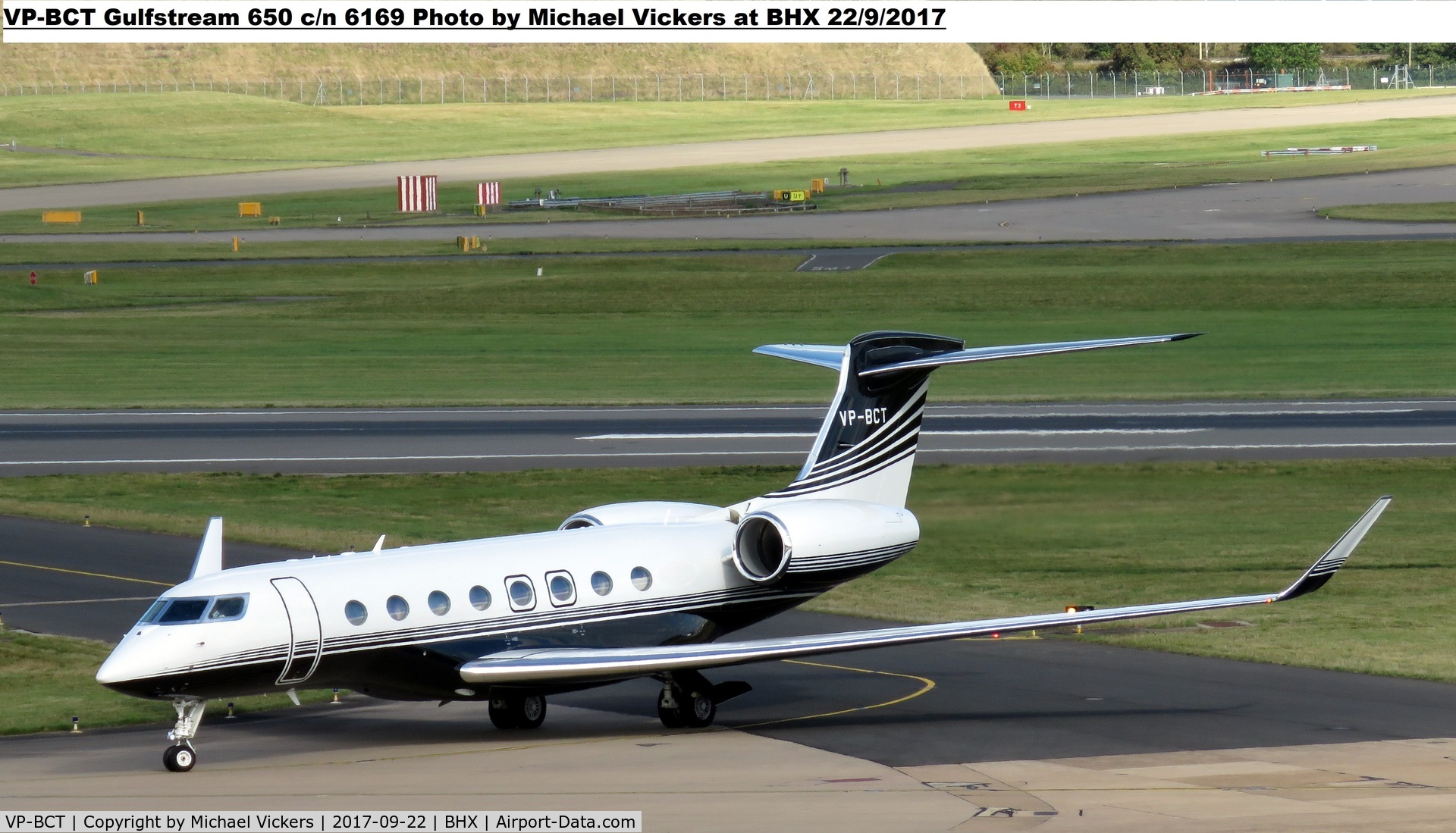 VP-BCT, 2016 Gulfstream Aerospace G650 (G-VI) C/N 6169, Taxying at BHX
