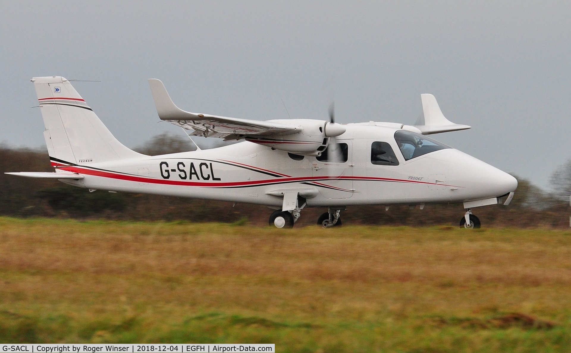 G-SACL, 2016 Tecnam P-2006T C/N 152, Resident P2006T departing Runway 04.