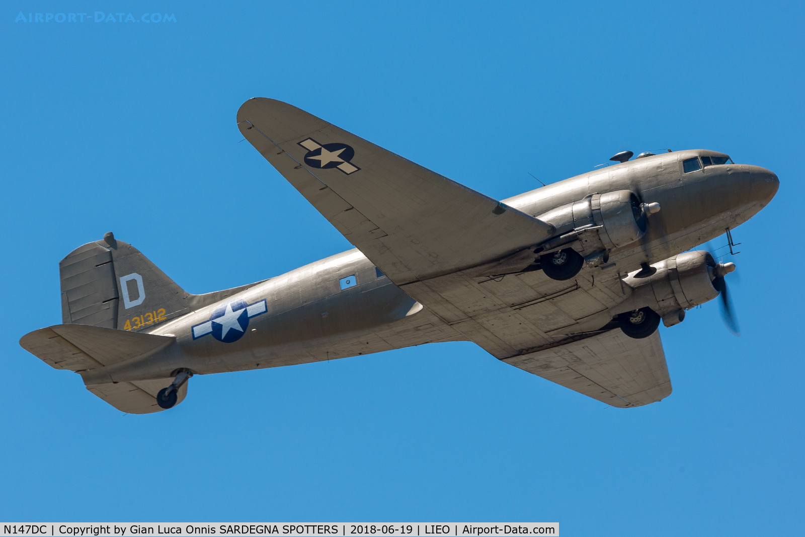 N147DC, 1943 Douglas C-47A-75-DL Skytrain C/N 19347, TAKE OFF 05R