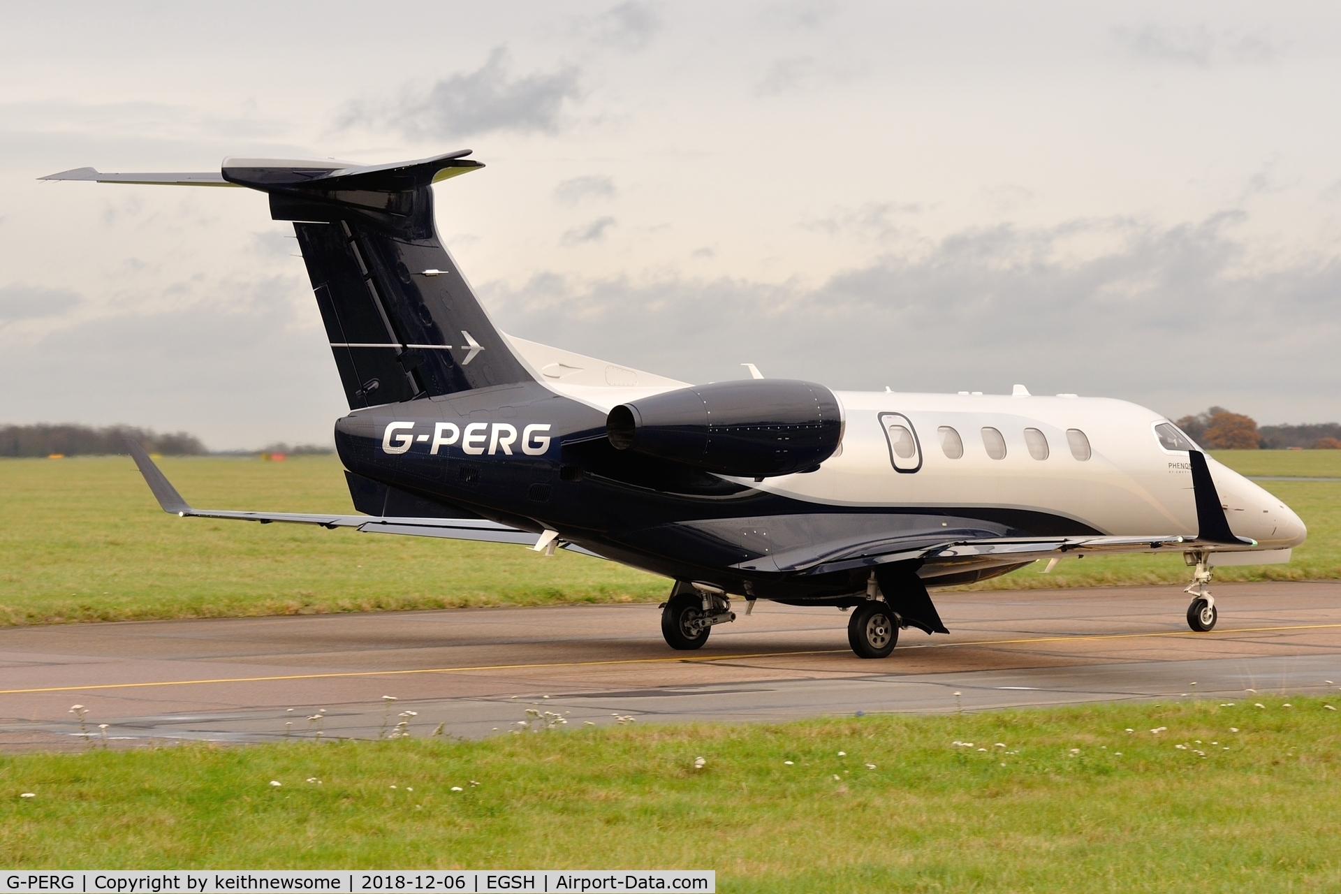 G-PERG, 2015 Embraer EMB-505 Phenom 300 C/N 50500266, Welcome Visitor.
