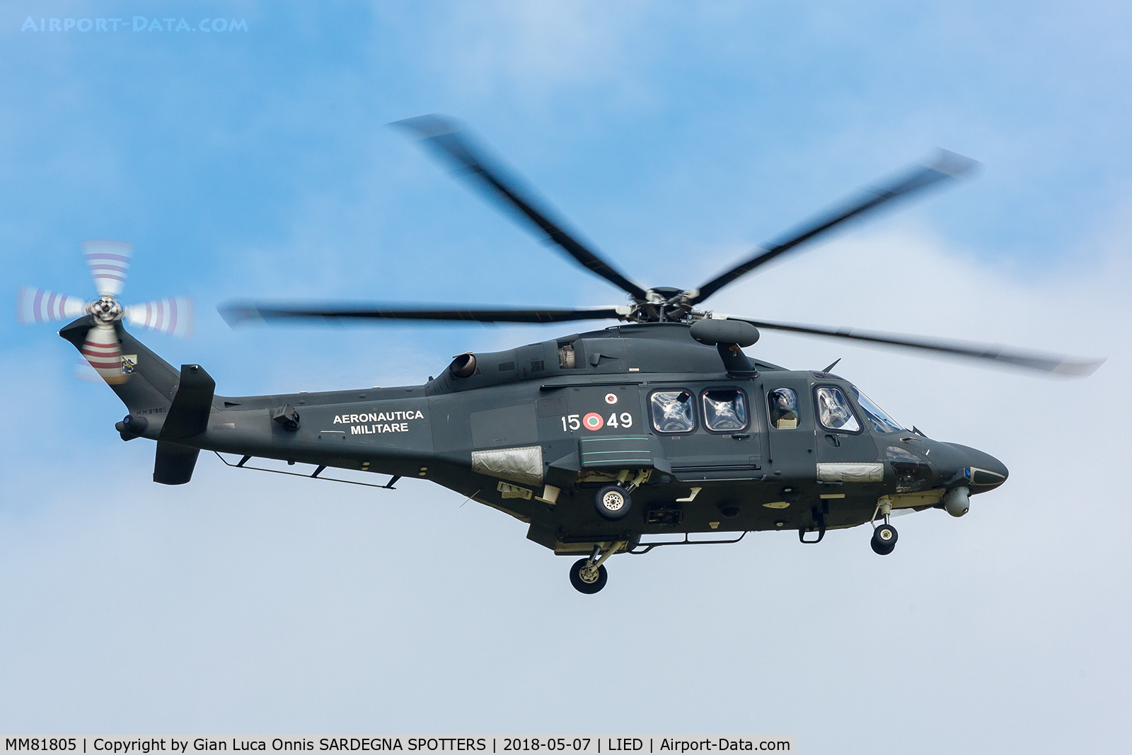 MM81805, AgustaWestland HH-139A C/N 31489, LANDING 17L