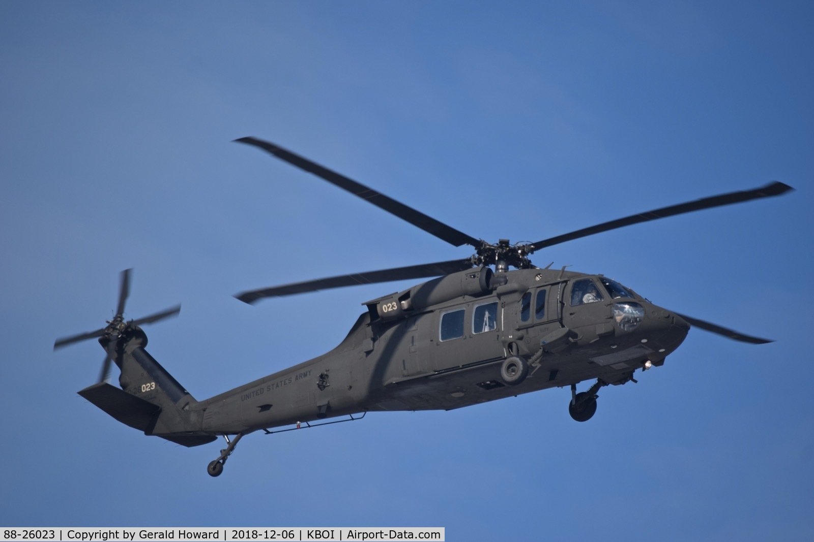 88-26023, 1988 Sikorsky UH-60A Black Hawk C/N 70.1232, landing BOI.
