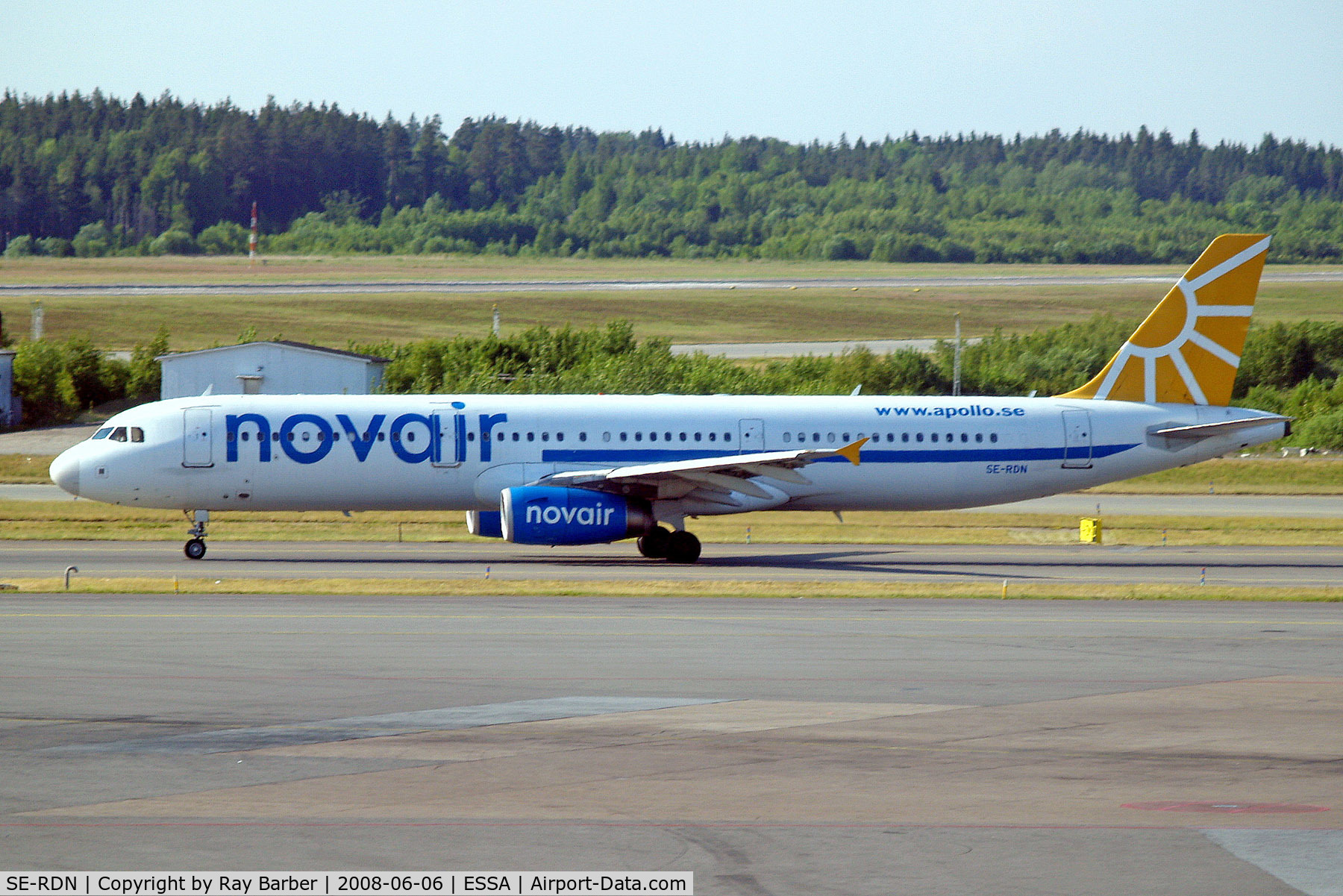 SE-RDN, 2004 Airbus A321-231 C/N 2211, SE-RDN   Airbus A321-231 [2211] (Novair) Stockholm-Arlanda~SE 06/06/2008