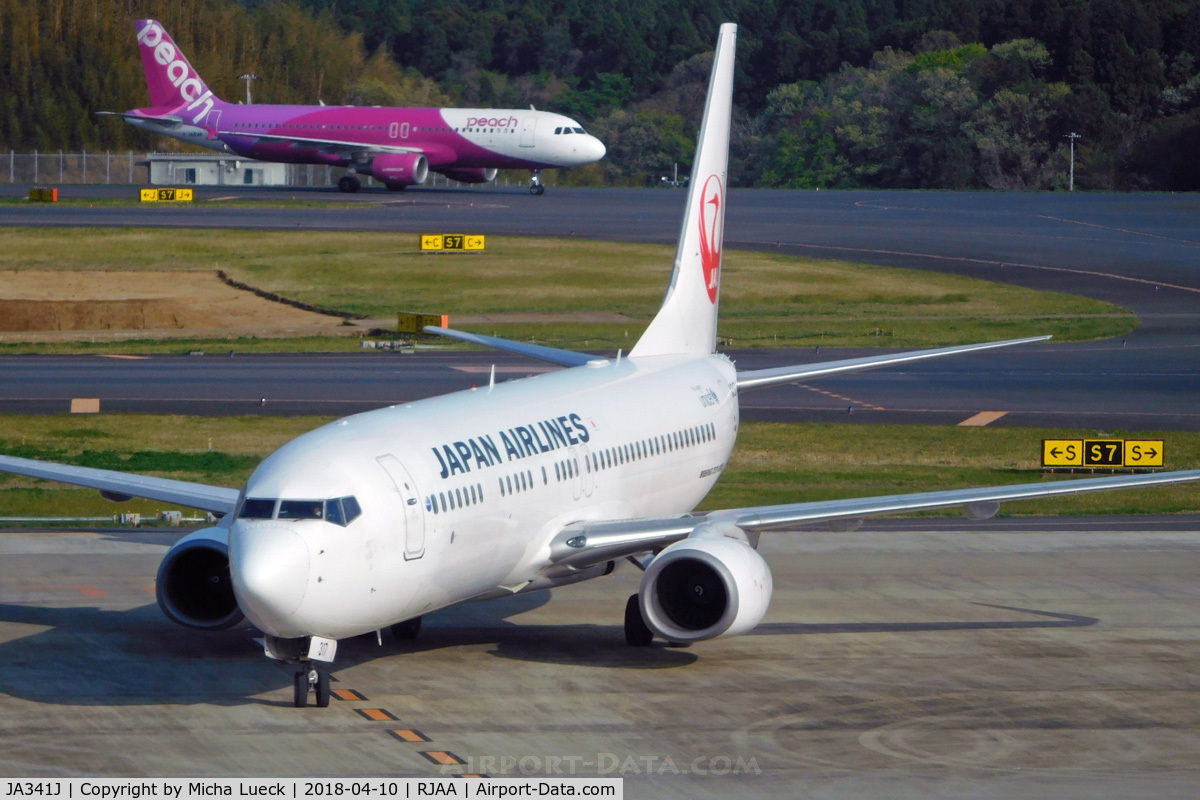 JA341J, 2012 Boeing 737-846 C/N 40356, At Narita