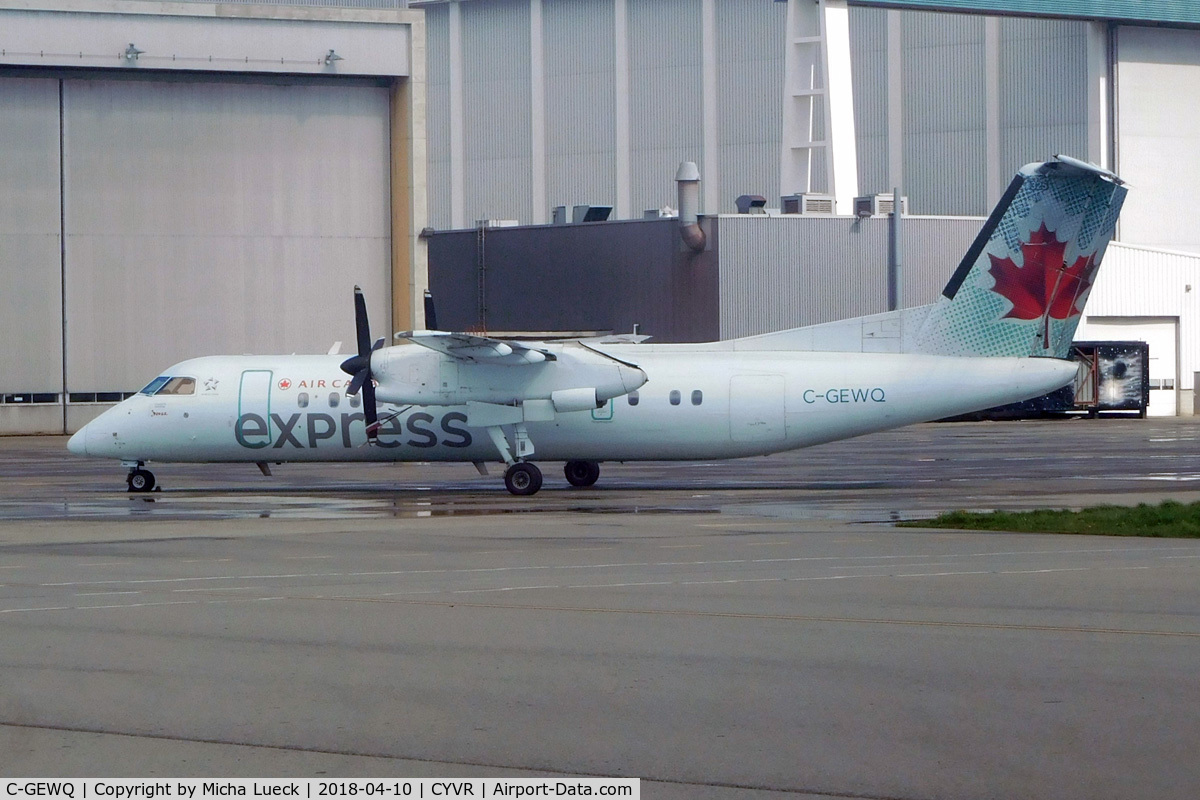 C-GEWQ, 1990 De Havilland Canada DHC-8-311 Dash 8 C/N 202, At Vancouver