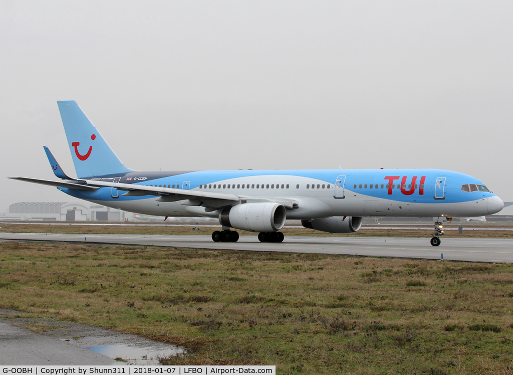 G-OOBH, 1999 Boeing 757-236 C/N 29944, Taxiing holding point rwy 14L for departure...