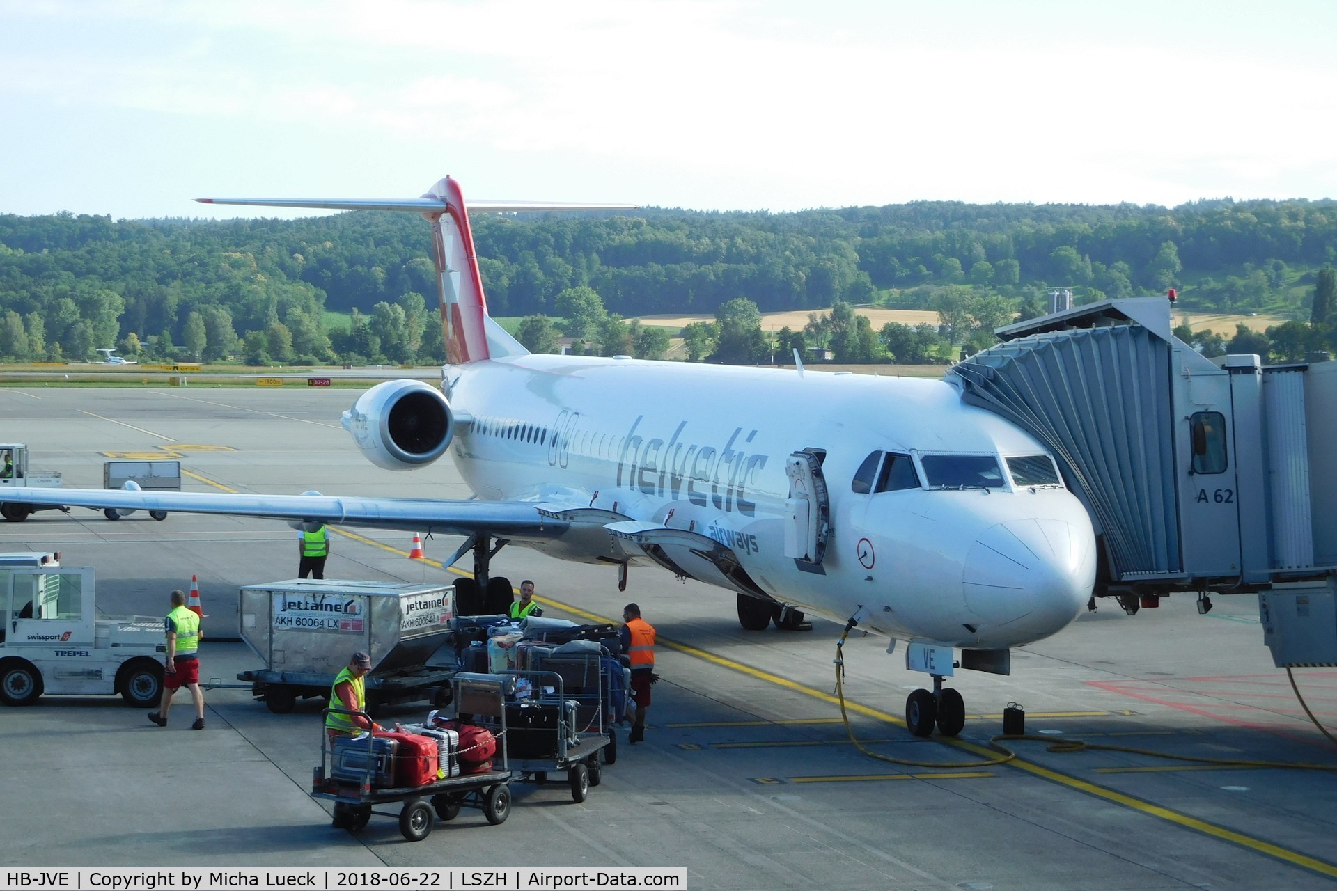 HB-JVE, 1993 Fokker 100 (F-28-0100) C/N 11459, At Zurich