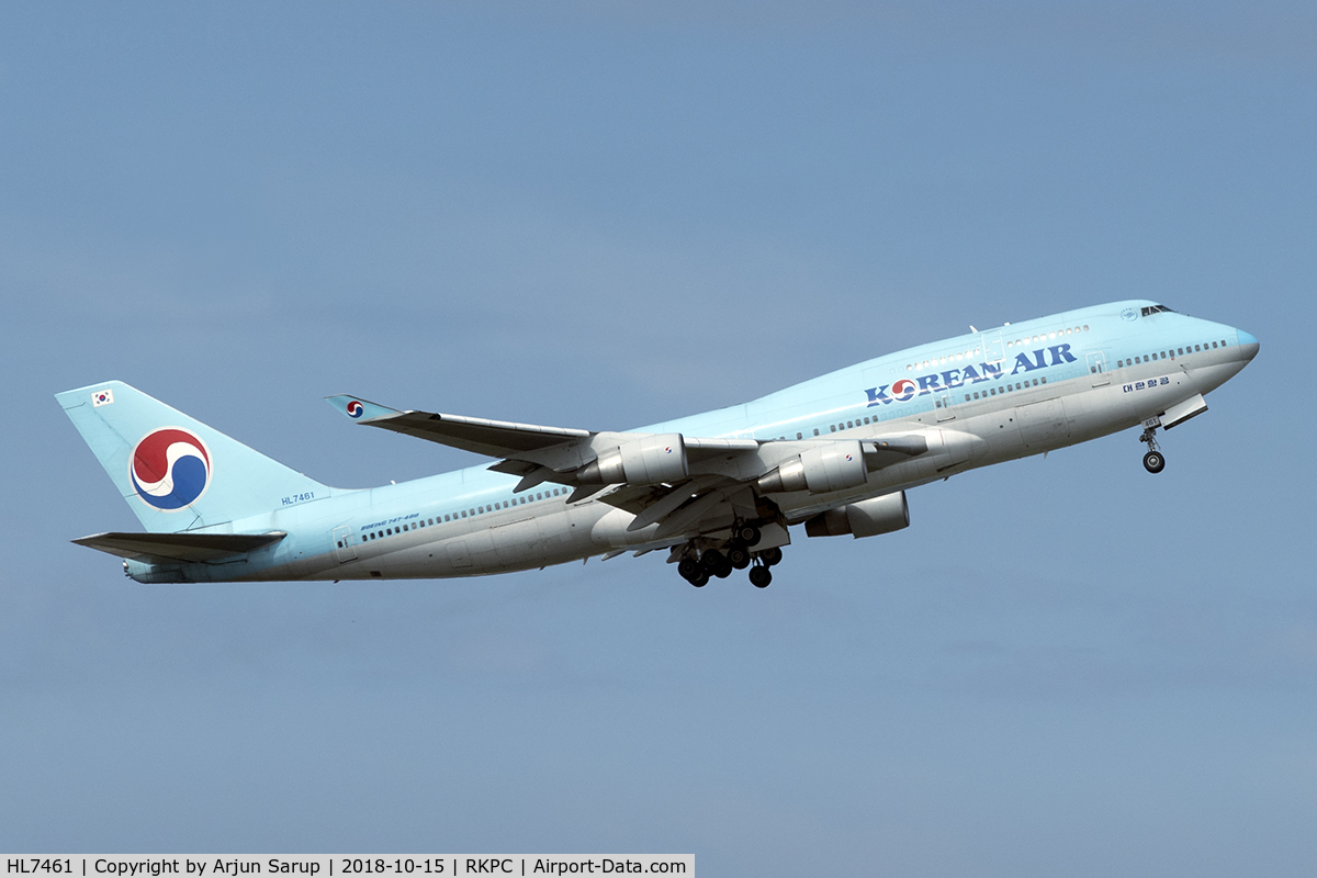 HL7461, 1997 Boeing 747-4B5 C/N 26405, Departing picturesque Jeju island.