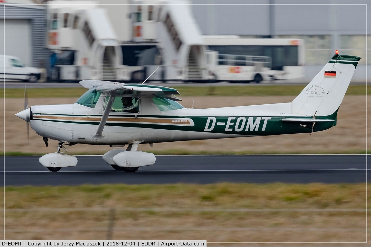 D-EOMT, 1979 Cessna 152 II C/N 15283960, Cessna 152 II