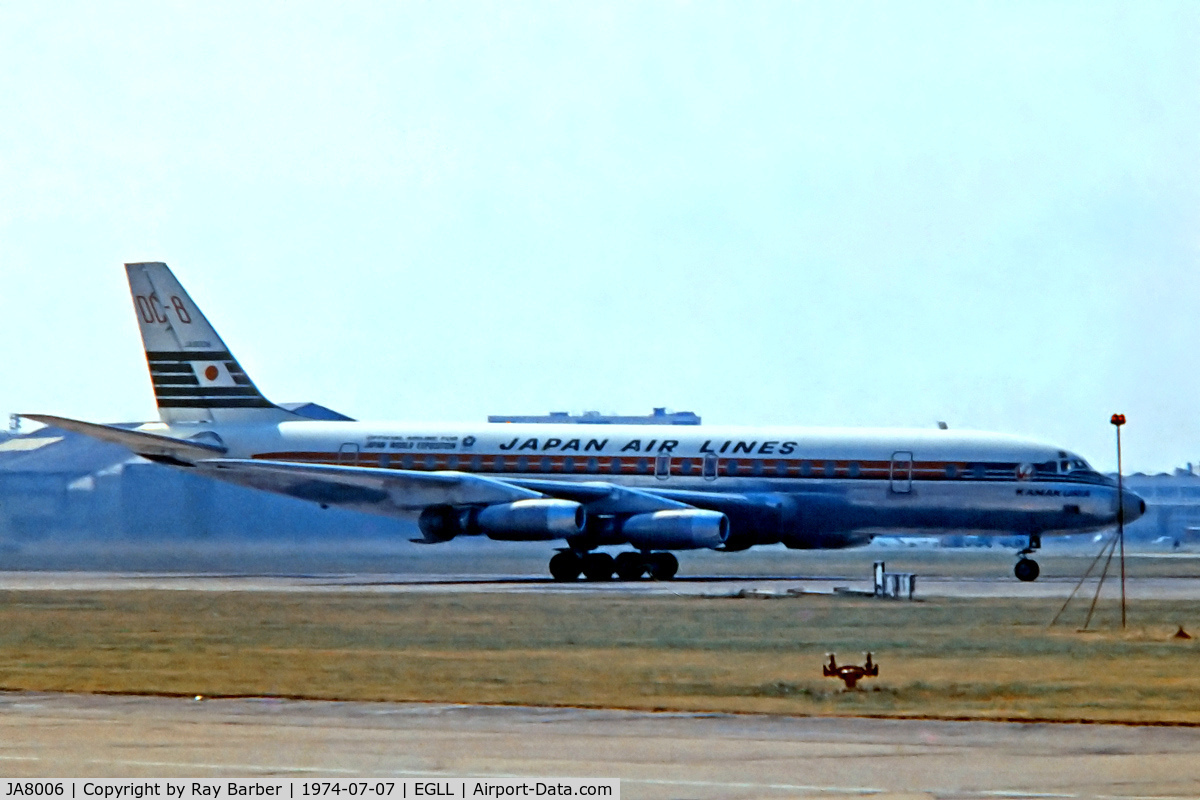 JA8006, 1961 Douglas DC-8-33F C/N 45626, JA8006   Douglas DC-8-33 [45626] (Japan Air Lines) Heathrow~G 07/07/1974