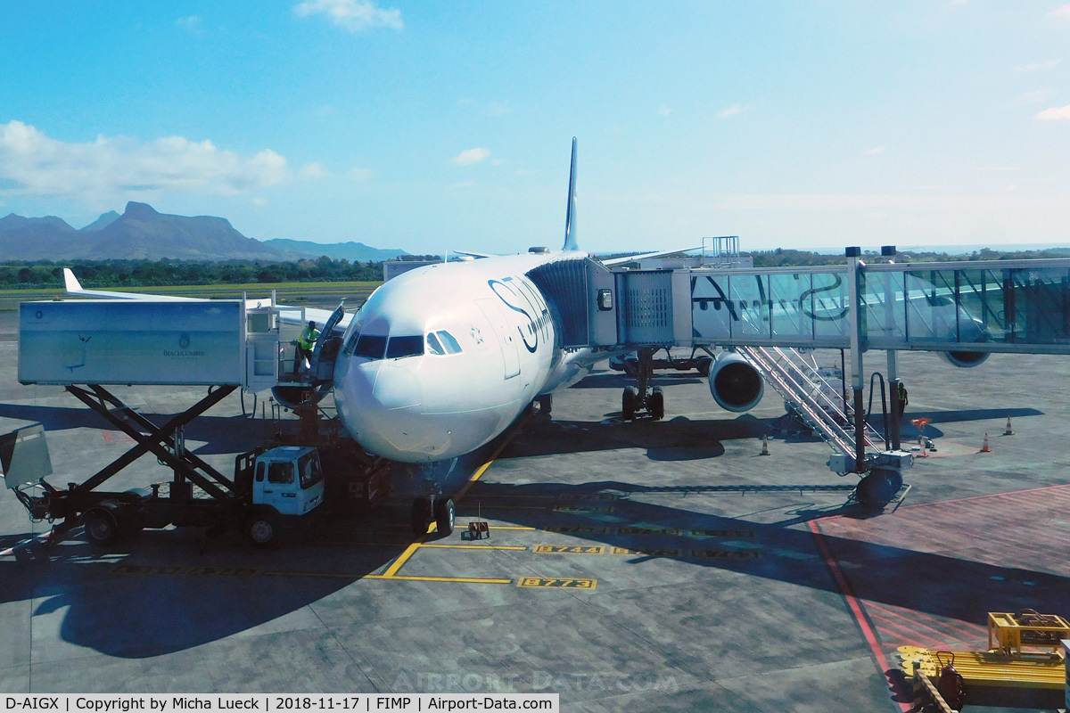 D-AIGX, 2000 Airbus A340-313X C/N 354, At Mauritius