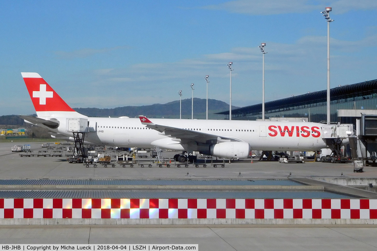 HB-JHB, 2009 Airbus A330-343X C/N 1018, At Zurich