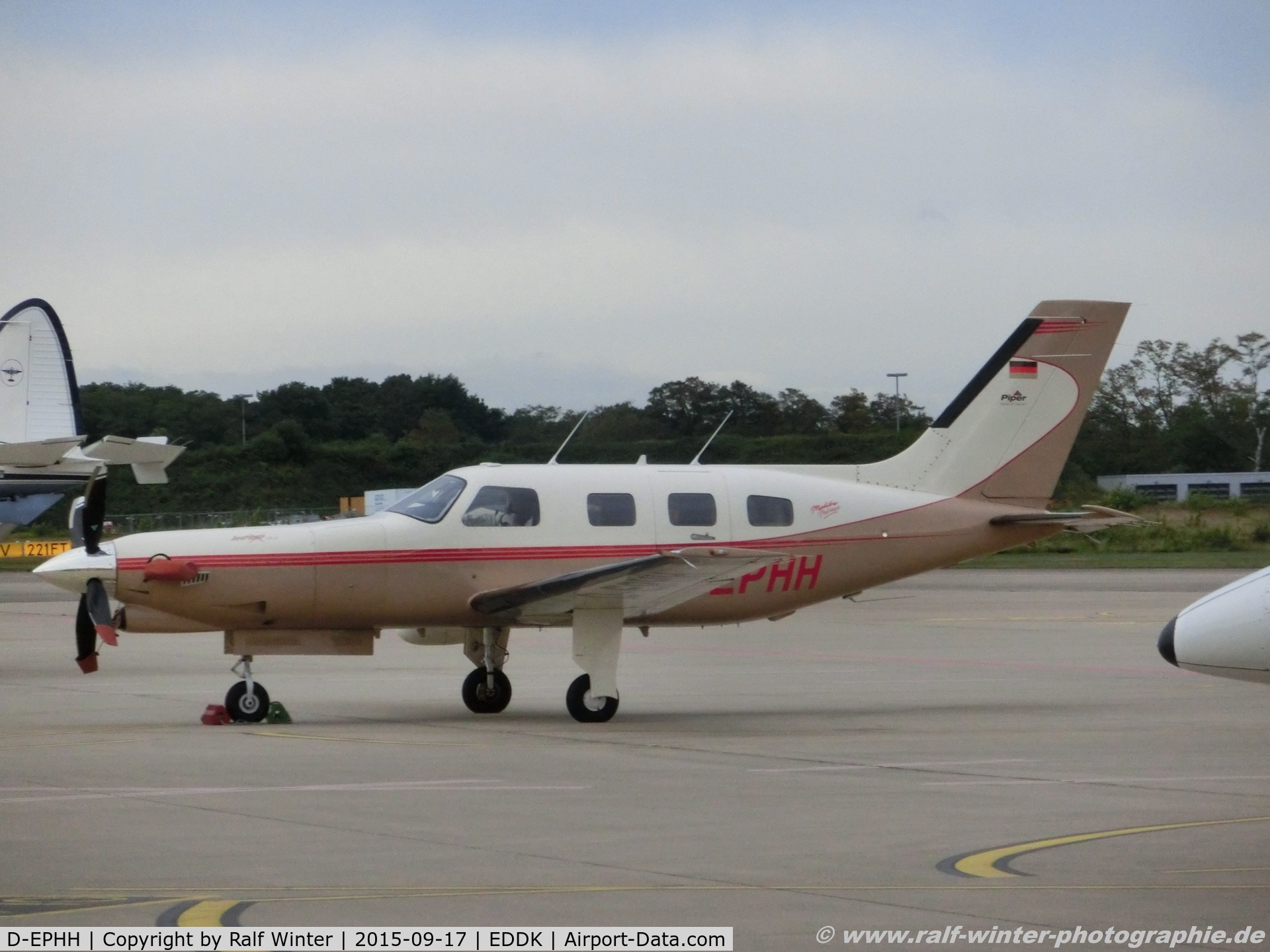 D-EPHH, 1999 Piper PA-46-350P Malibu Mirage C/N 4636245, Piper PA-46-350P Jetprop DLX - Private - 4636245 - D-EPHH - 17.09.2015 - CGN