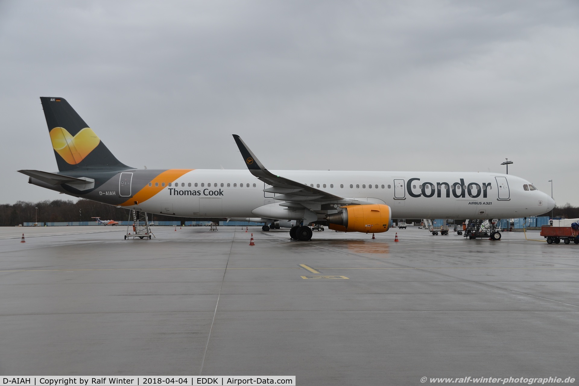 D-AIAH, 2015 Airbus A321-211 C/N 6615, Airbus A321-211 - DE CFG Condor - 6615 - D-AIAH - 04.04.2018 - CGN