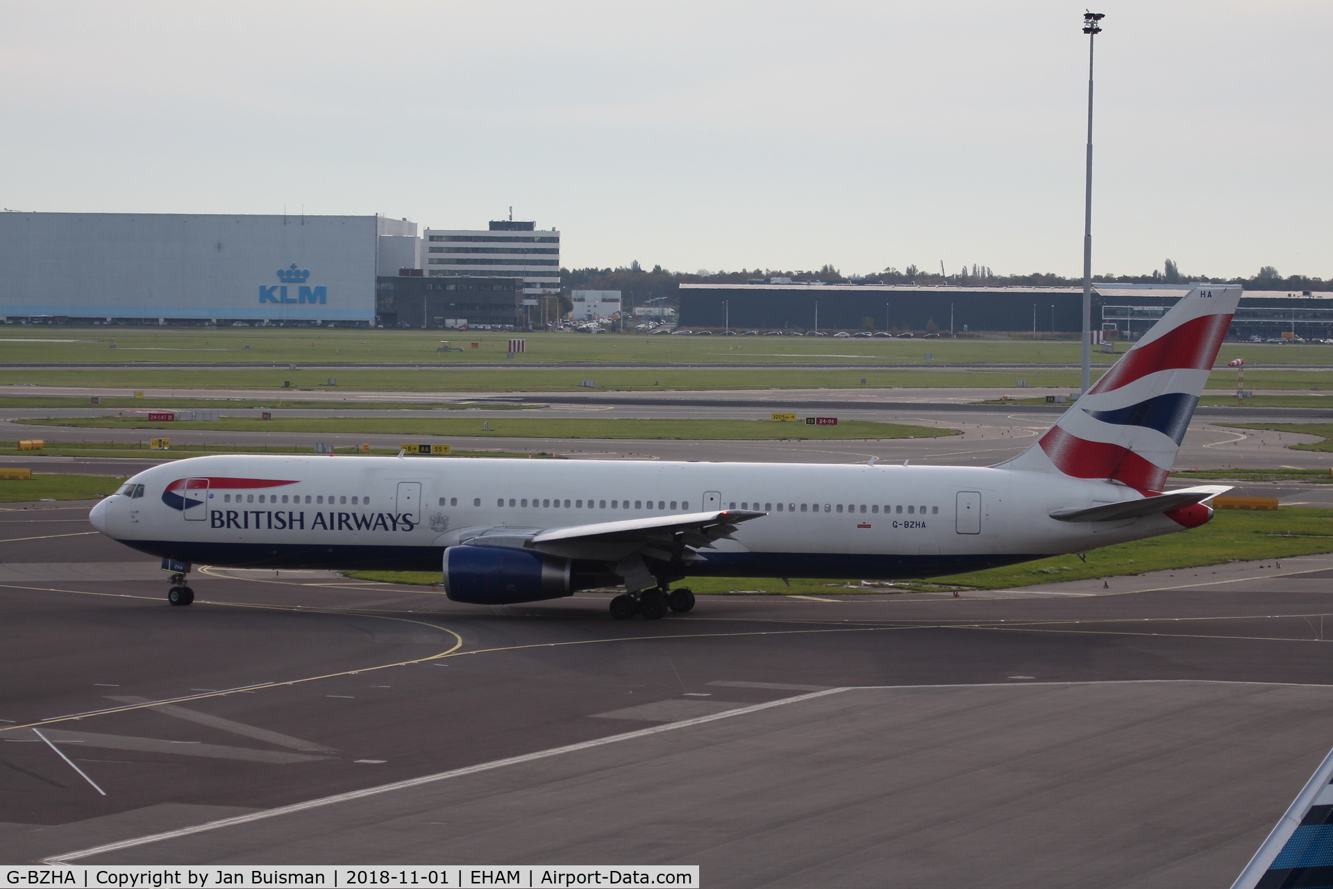 G-BZHA, 1998 Boeing 767-336 C/N 29230, British Airways