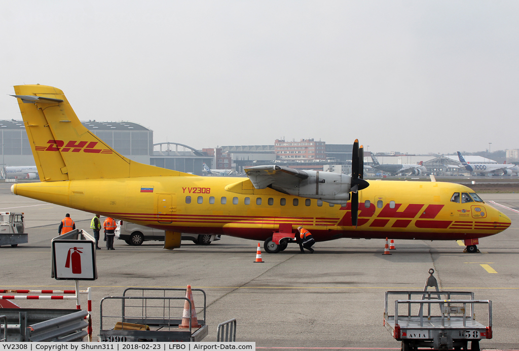 YV2308, 1997 ATR 42-320(F) C/N 061, Arriving for maintenance @ LFBF