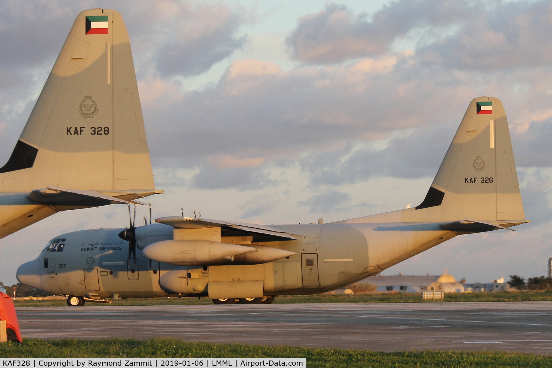 KAF328, 2015 Lockheed Martin KC-130J Hercules Hercules C/N 382-5751, Lockheed Martin KC-130J Hercules KAF328 Kuwait Air Force