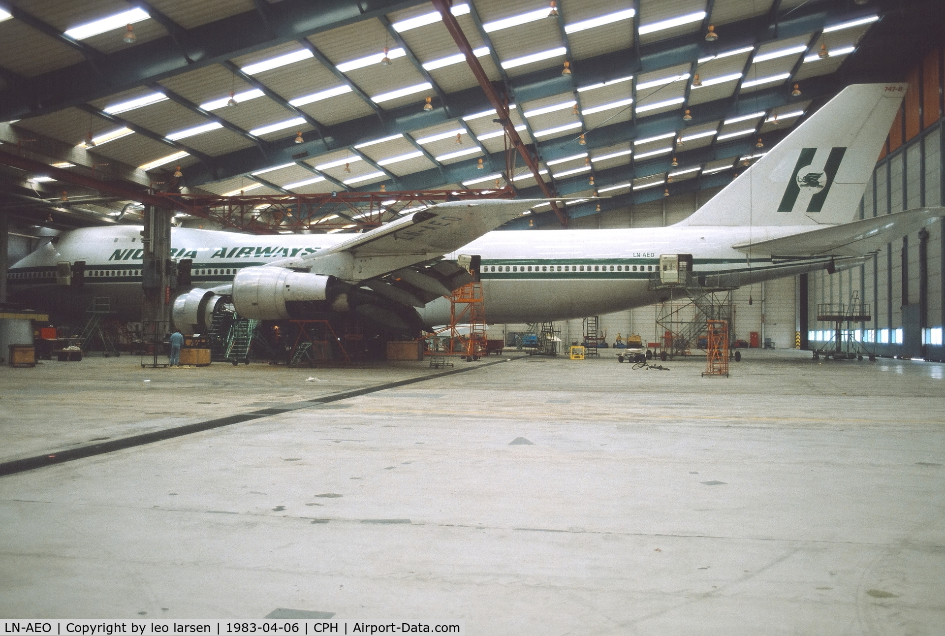 LN-AEO, 1971 Boeing 747-283B C/N 20121, Copenhagen 6.4.1983 inside SAS Hangar.Lease return.