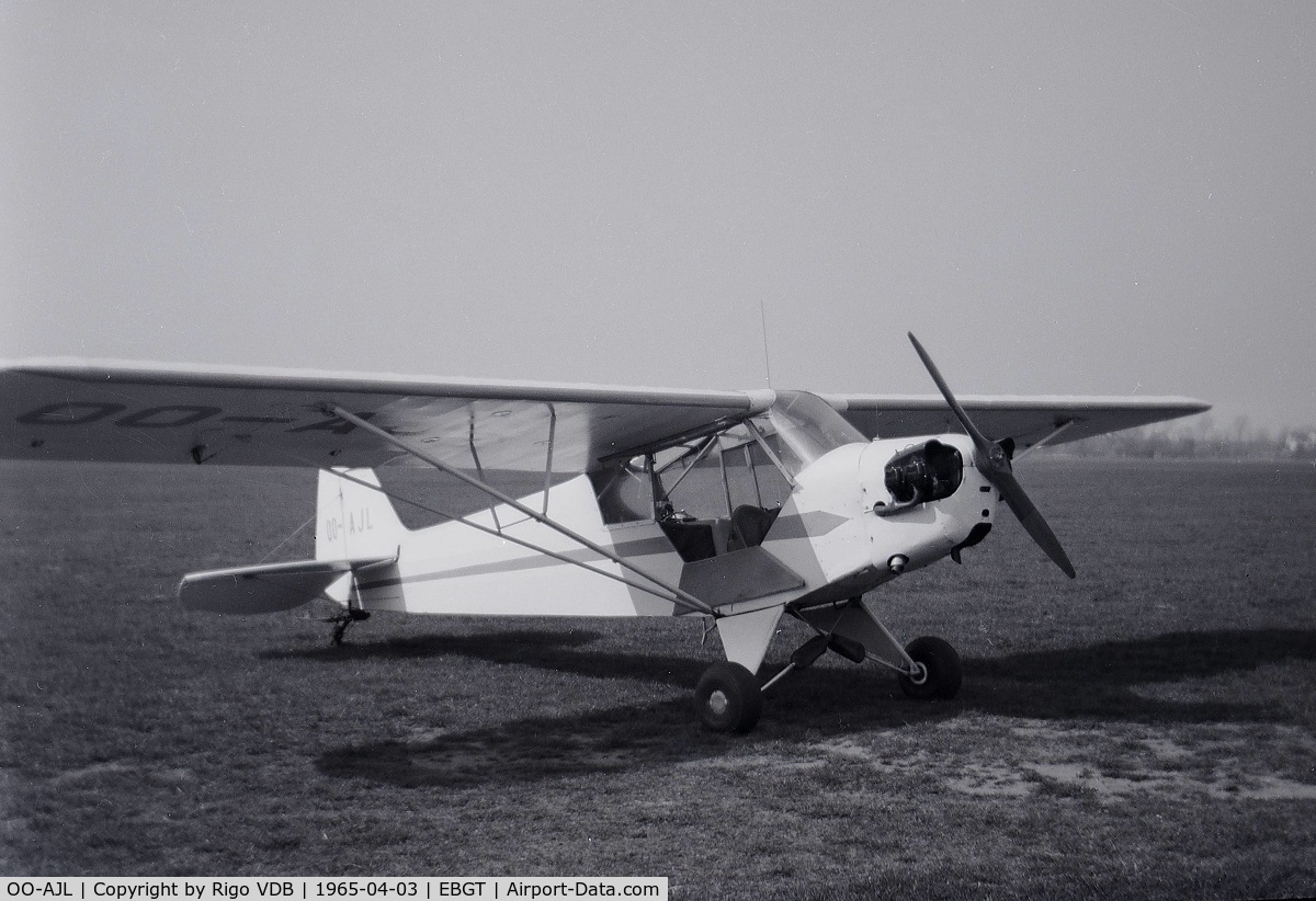 OO-AJL, 1943 Piper L-4H Grasshopper (J3C-65D) C/N 11327, Ghent airport in 1965.