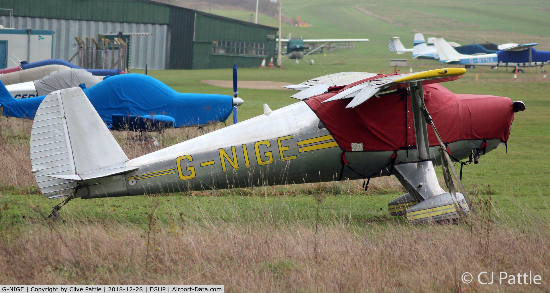 G-NIGE, 1946 Luscombe 8E Silvaire C/N 3525, Parked at Popham