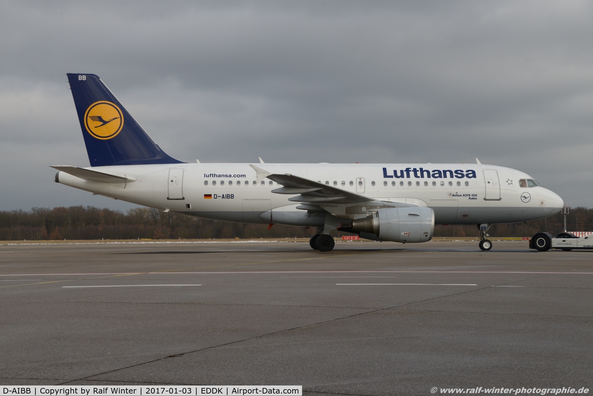 D-AIBB, 2010 Airbus A319-112 C/N 4182, Airbus A319-114 - LH DLH Lufthansa 'Aalen' - 4182 - D-AIBB - 03.01.2017 - CGN