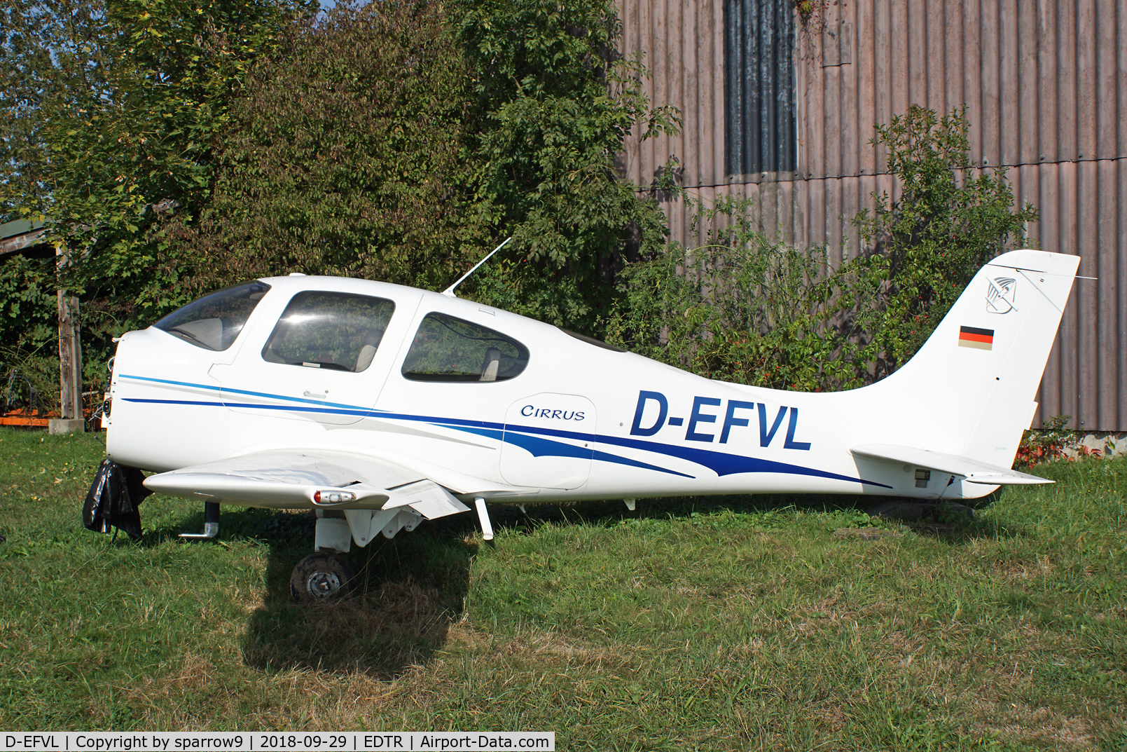 D-EFVL, 2004 Cirrus SR20 C/N 1403, Damaged. It will not be flown for some time, if ever.