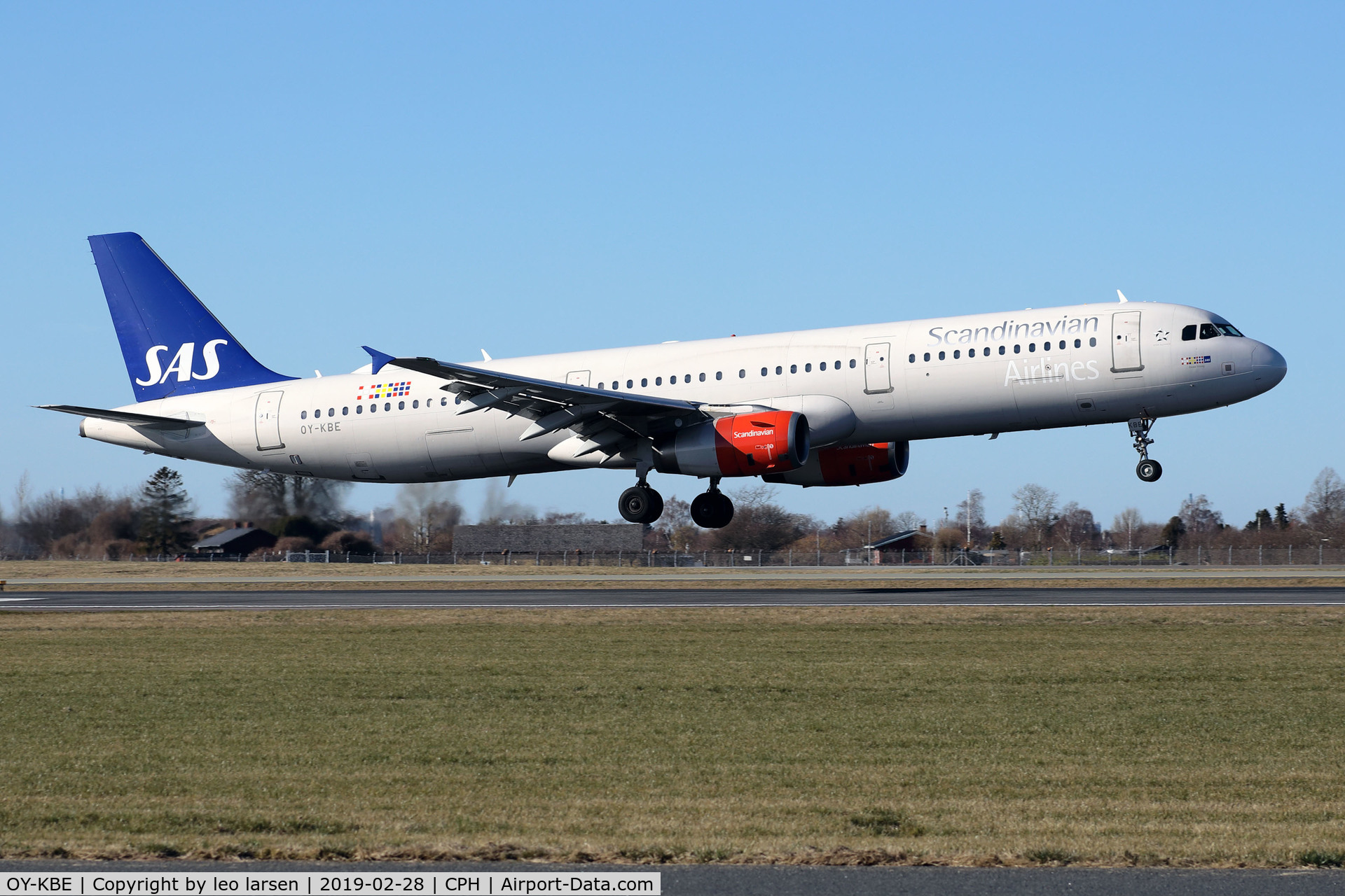 OY-KBE, 2002 Airbus A321-232 C/N 1798, Copenhagen 28.2.2019 L/D R-04L