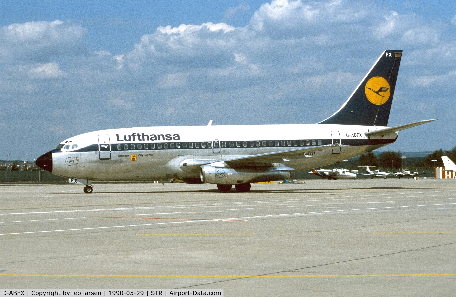 D-ABFX, 1981 Boeing 737-230 C/N 22128, Stuttgart 29.5.1990