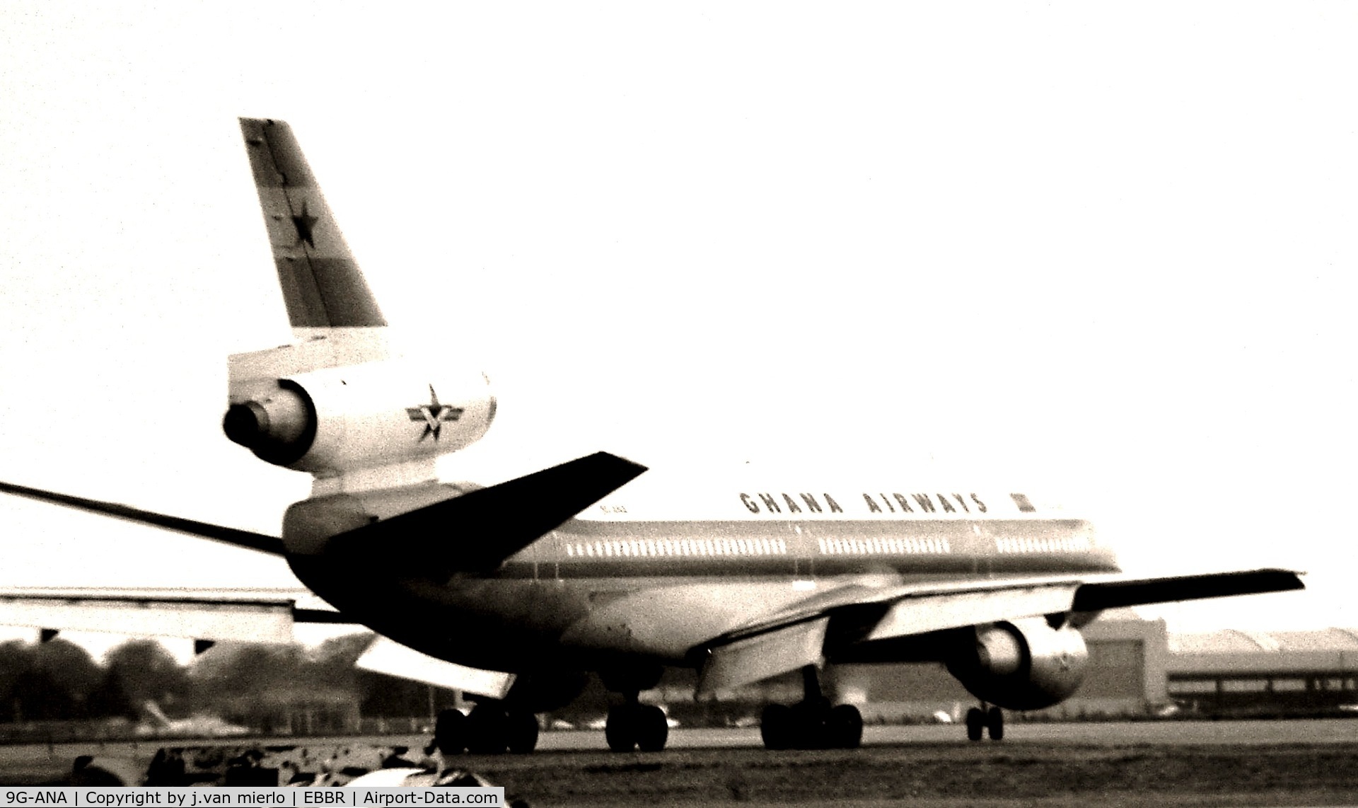 9G-ANA, 1983 McDonnell Douglas DC-10-30 C/N 48286, Leaving BRUCARGO for backtrack on 25R at Brussels