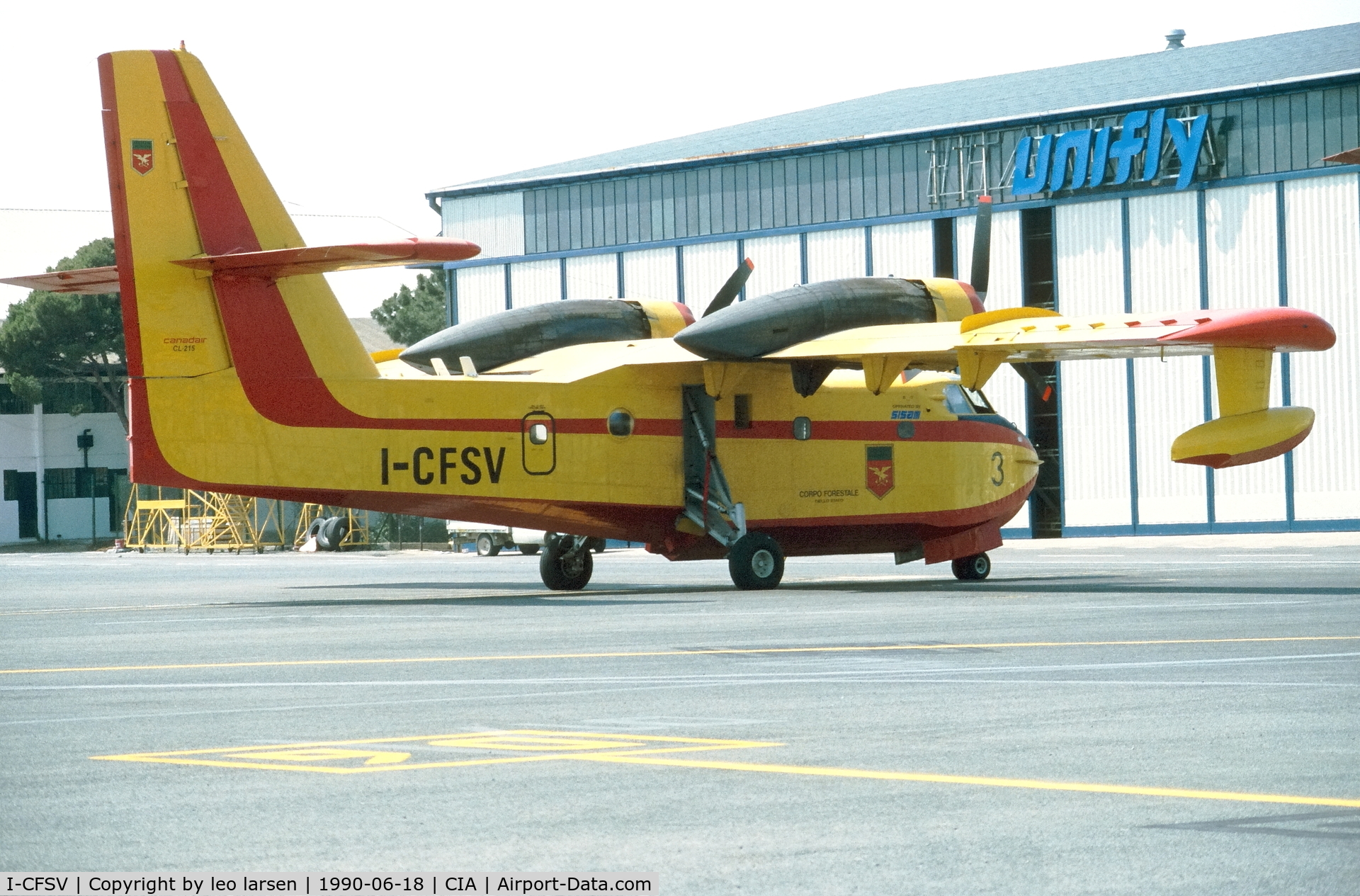 I-CFSV, Canadair CL-215 (CL-215-1A10) C/N 1077, Rome Ciampino 18.6.1990