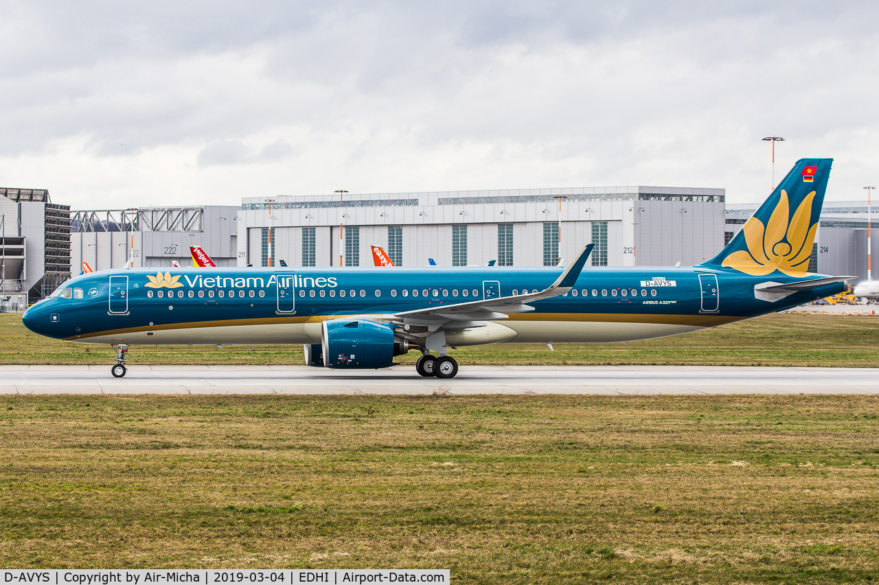 D-AVYS, 2009 Airbus A319-111 C/N 4056, Vietnam Airlines / VN-A620