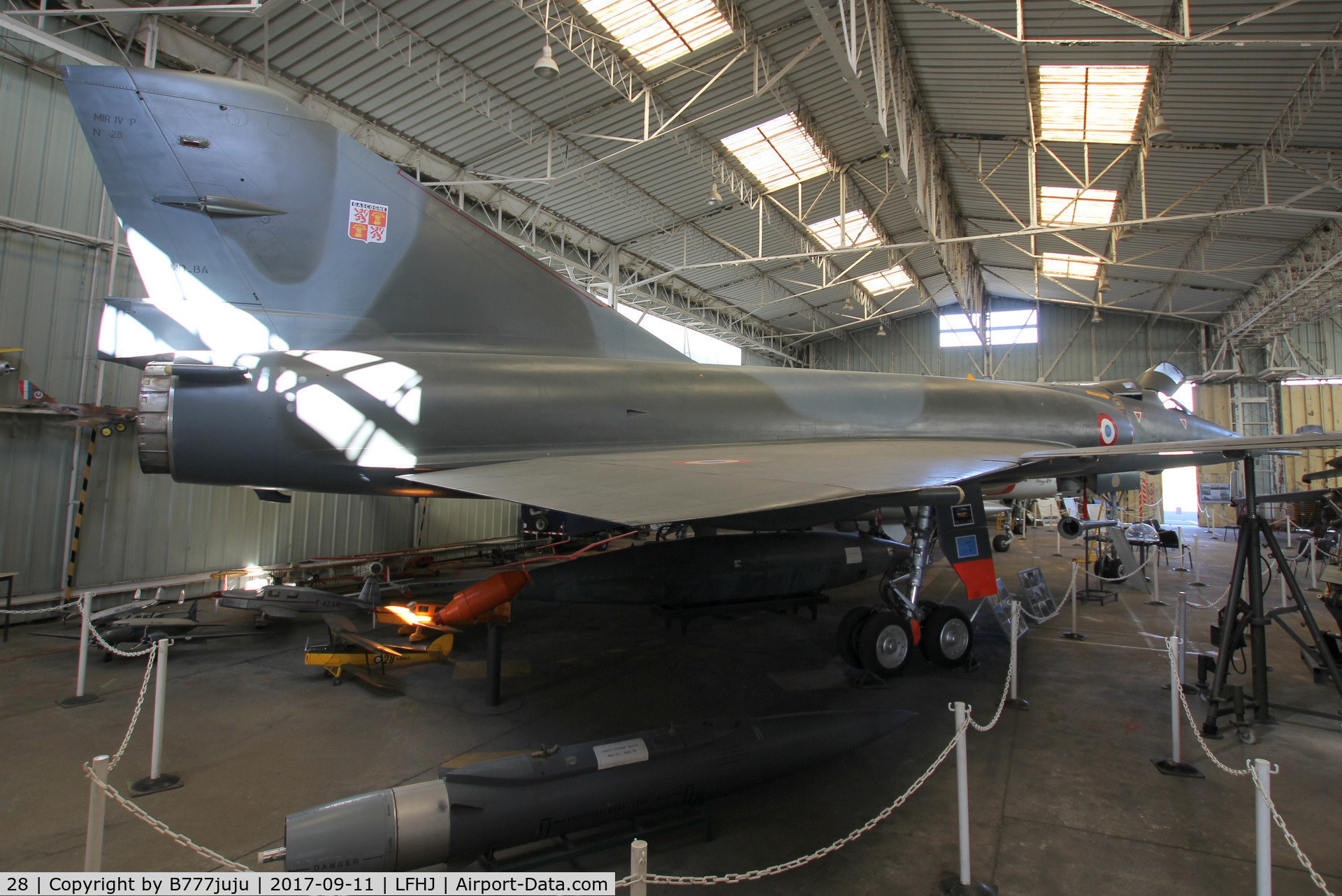 28, Dassault Mirage IVP C/N 28, Musée de l'Aviation Clément Ader