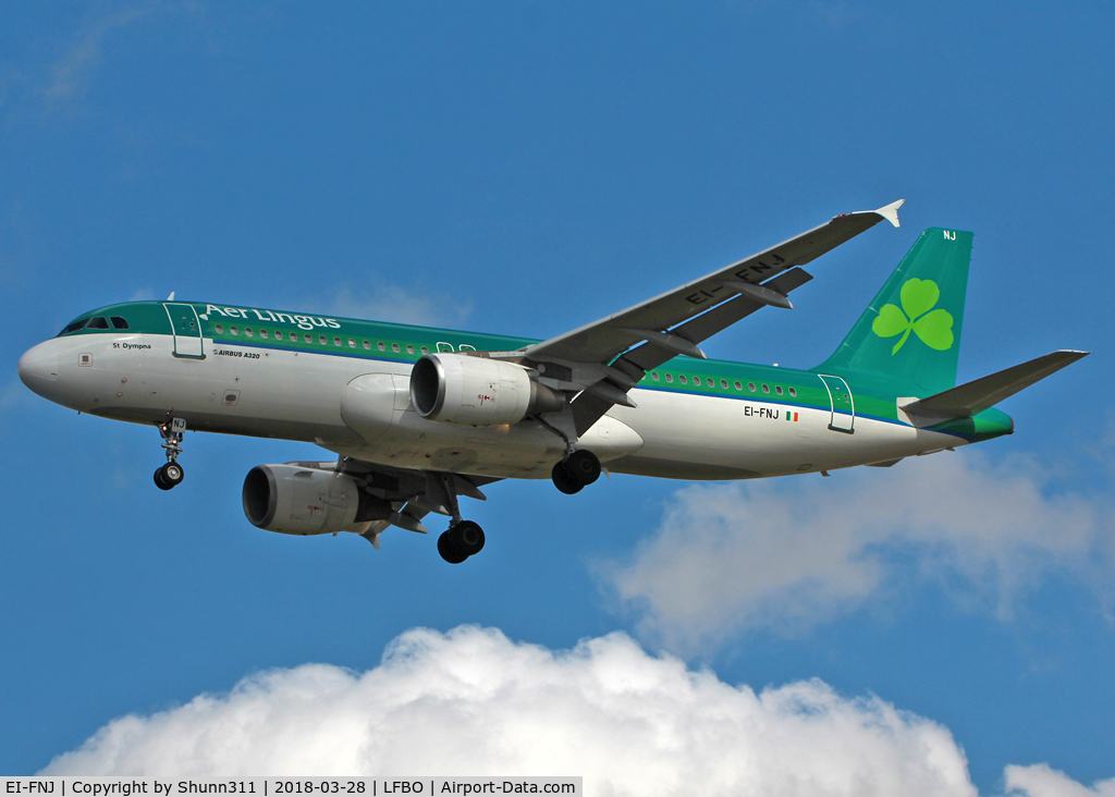 EI-FNJ, 2007 Airbus A320-216 C/N 3174, Landing rwy 32L