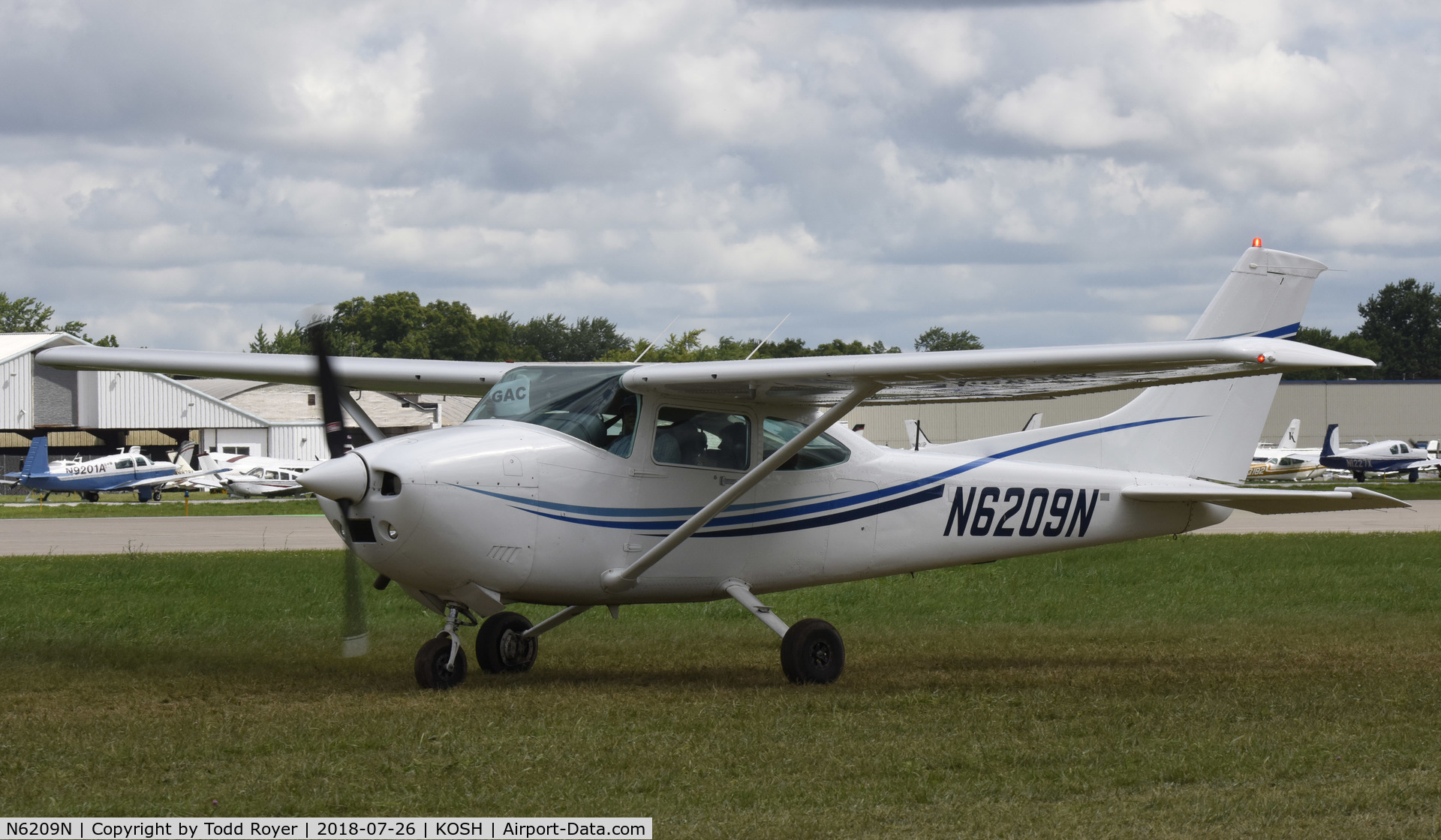 N6209N, 1980 Cessna 182R Skylane C/N 18267797, Airventure 2018