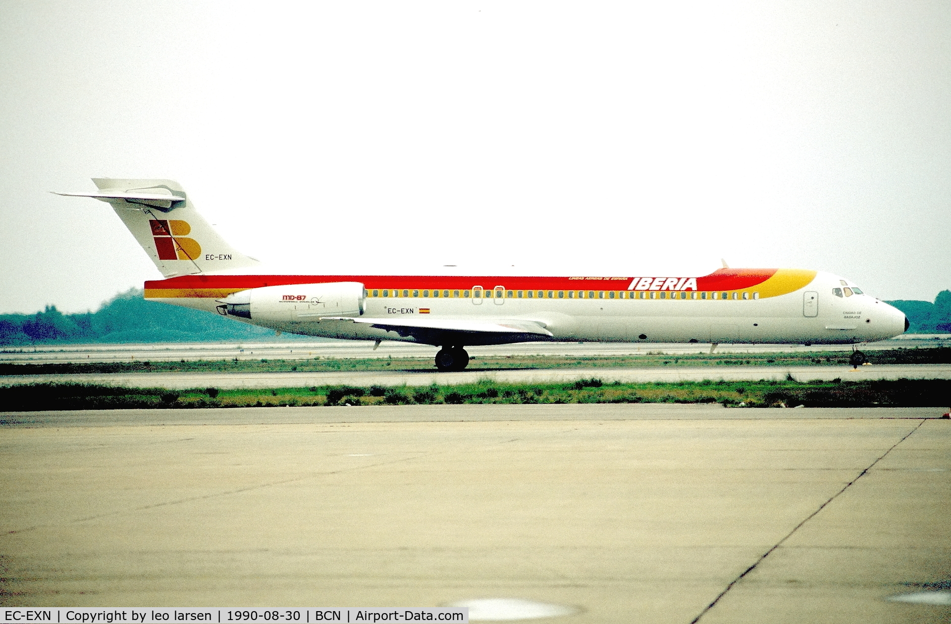 EC-EXN, 1990 McDonnell Douglas MD-87 (DC-9-87) C/N 49836, Barcelona 30.8.1990