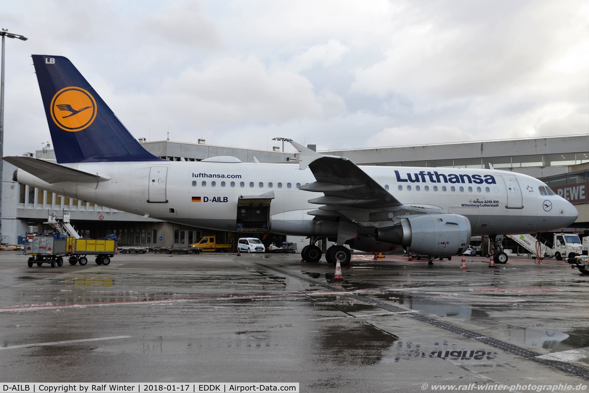 D-AILB, 1996 Airbus A319-114 C/N 610, Airbus A319-114 - LH DLH Lufthansa 'Wittenberg Lutherstadt' - 610 - D-AILB - 17.01.2018 - CGN