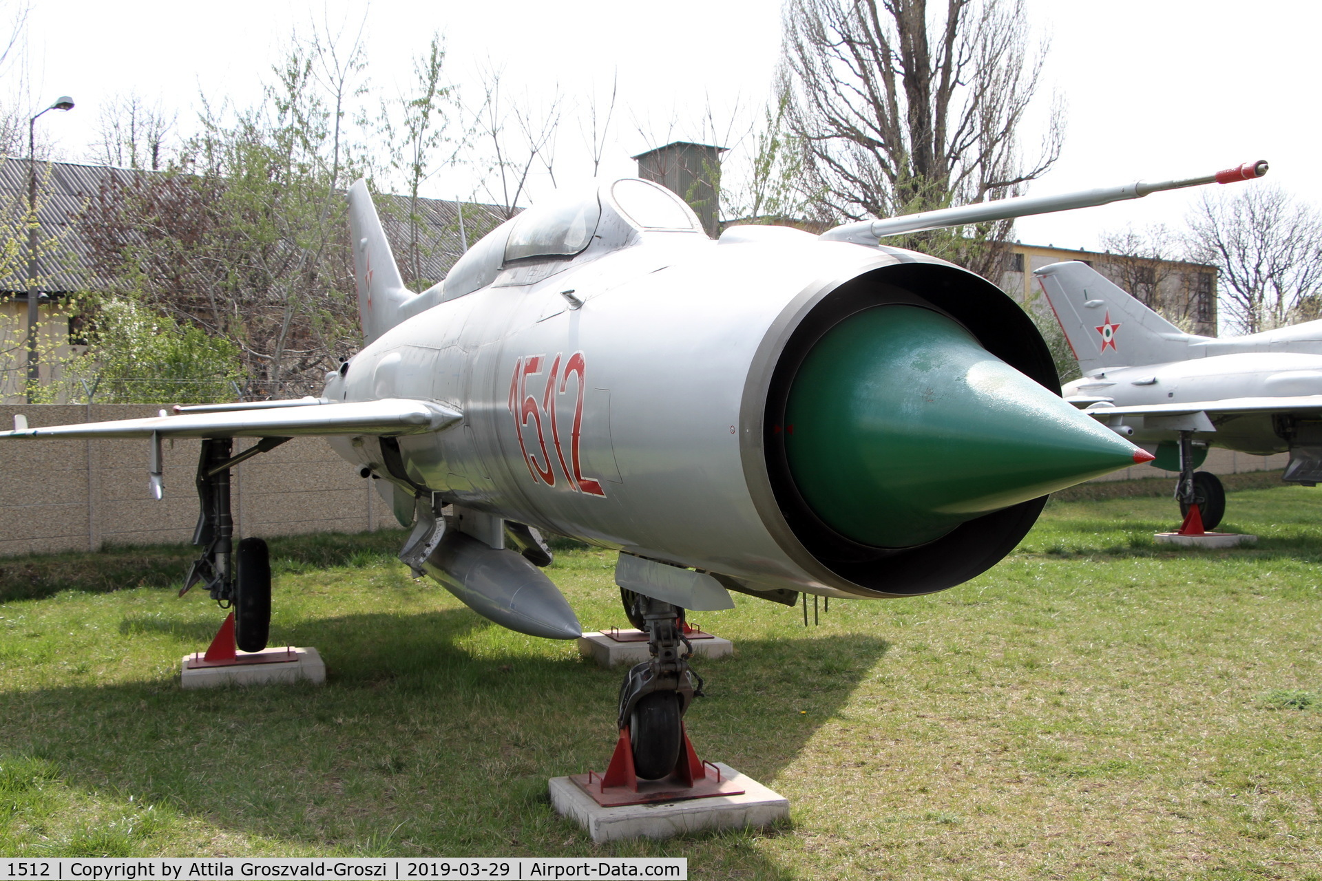 1512, 1965 Mikoyan-Gurevich MiG-21PF C/N 761512, RepTár. Szolnok aviation history museum, Hungary