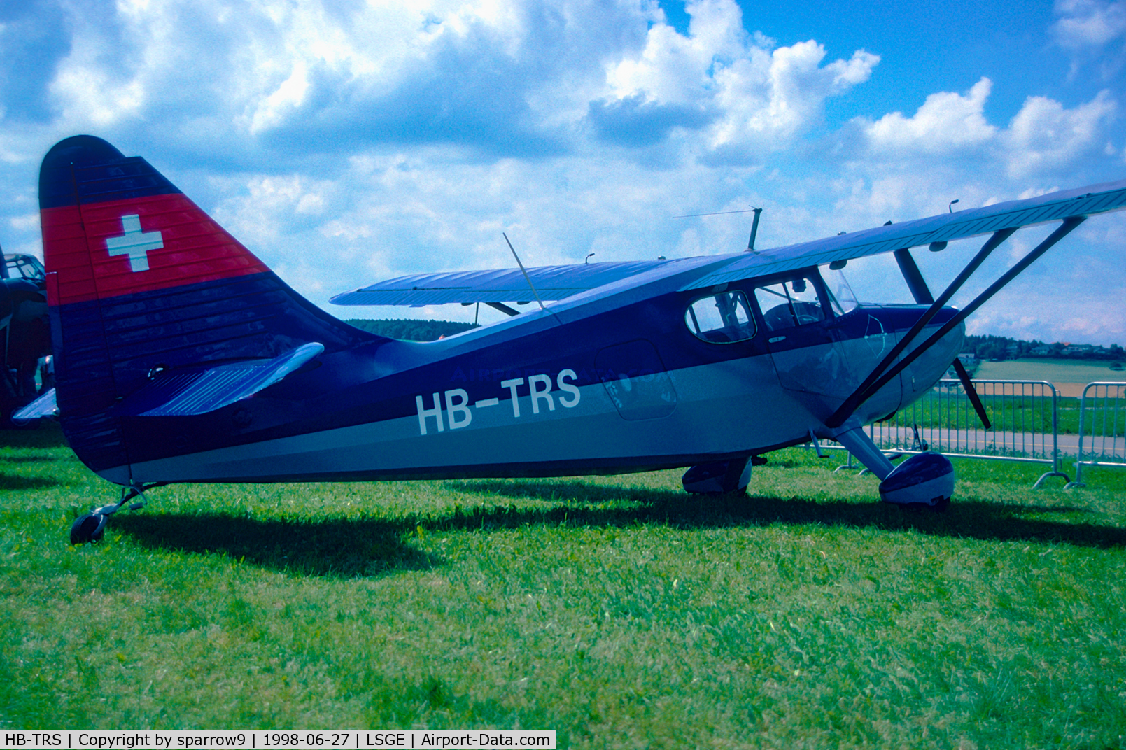 HB-TRS, 1948 Stinson 108-3 Voyager C/N 108-4419, RIO Ecuvillens. HB-registered 1965-11-17 until 2006-12-12. Scanned from a slide.