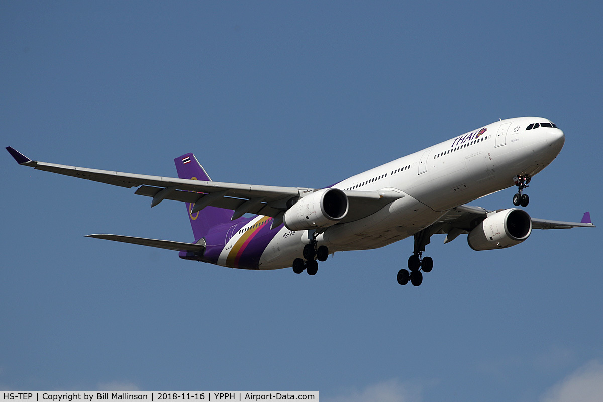 HS-TEP, 2009 Airbus A330-343X C/N 1035, finals to 21