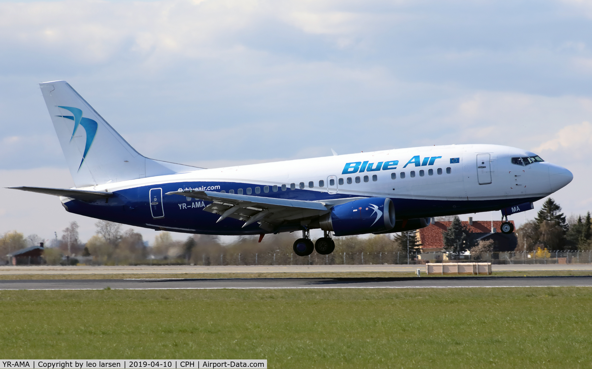 YR-AMA, 1991 Boeing 737-530 C/N 24941, Copenhagen 10.4.2019