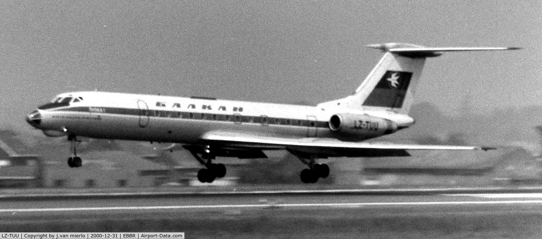 LZ-TUU, 1971 Tupolev Tu-134A-3 C/N 1351409, Landing Brussels 25L