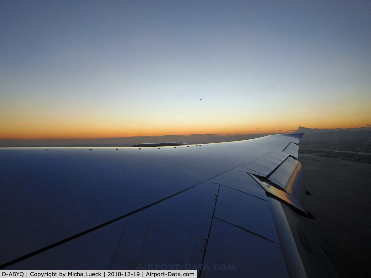 D-ABYQ, 2014 Boeing 747-830 C/N 37840, Beautiful evening departure, with Mount Fuji at the wingtip (HND-FRA)