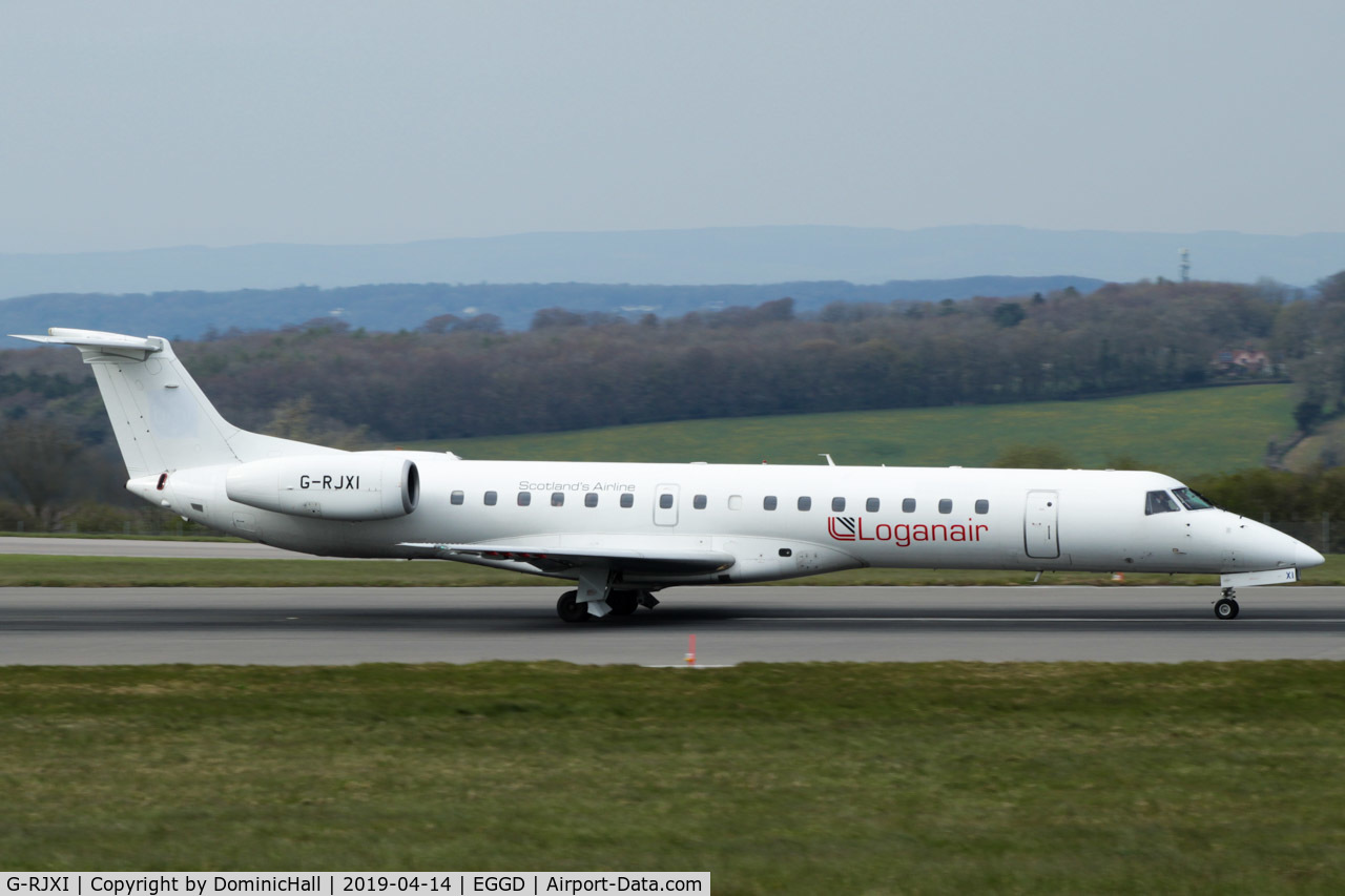 G-RJXI, 2001 Embraer EMB-145EP (ERJ-145EP) C/N 145454, Departing RWY 09