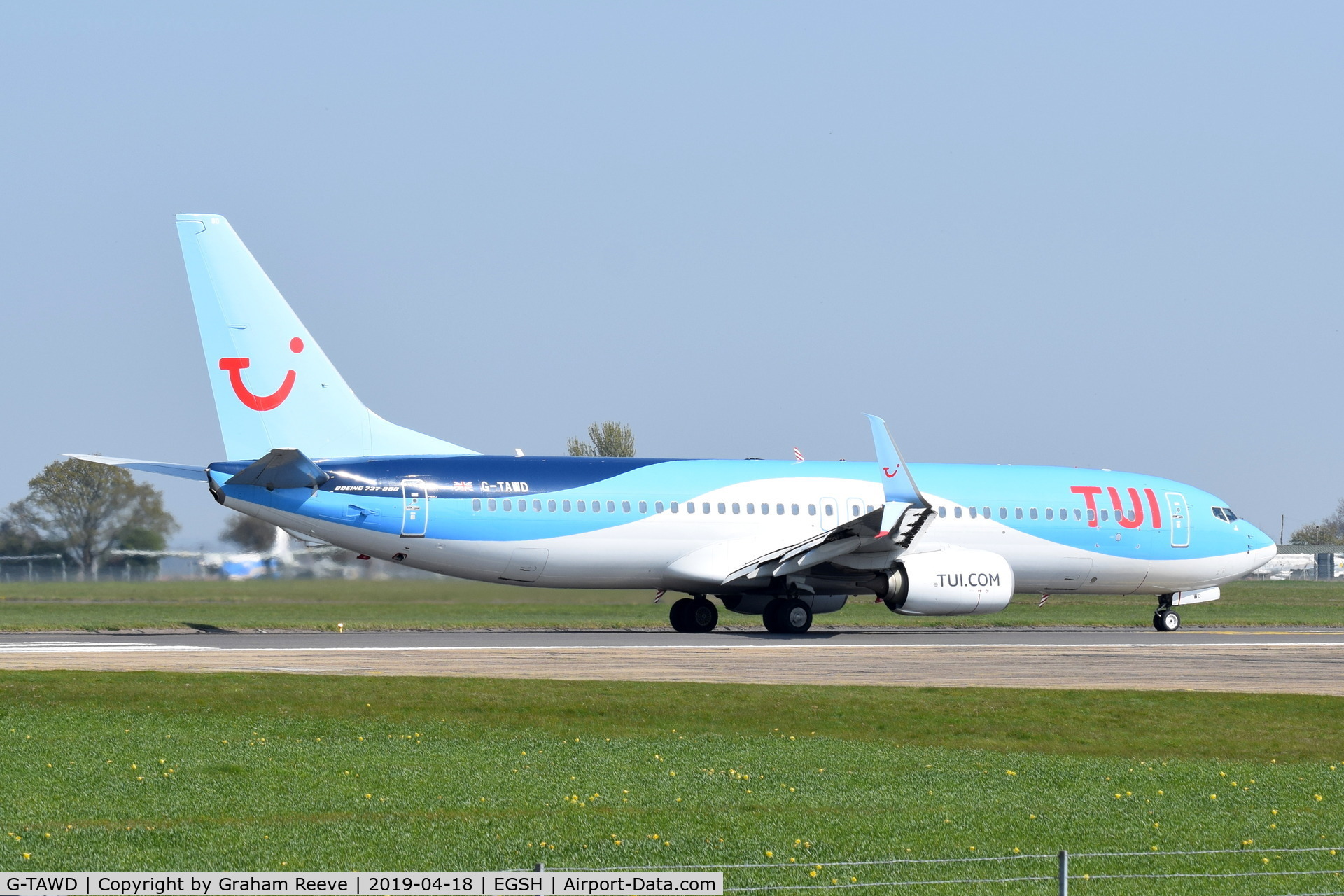 G-TAWD, 2012 Boeing 737-8K5 C/N 37265, Departing from Norwich.