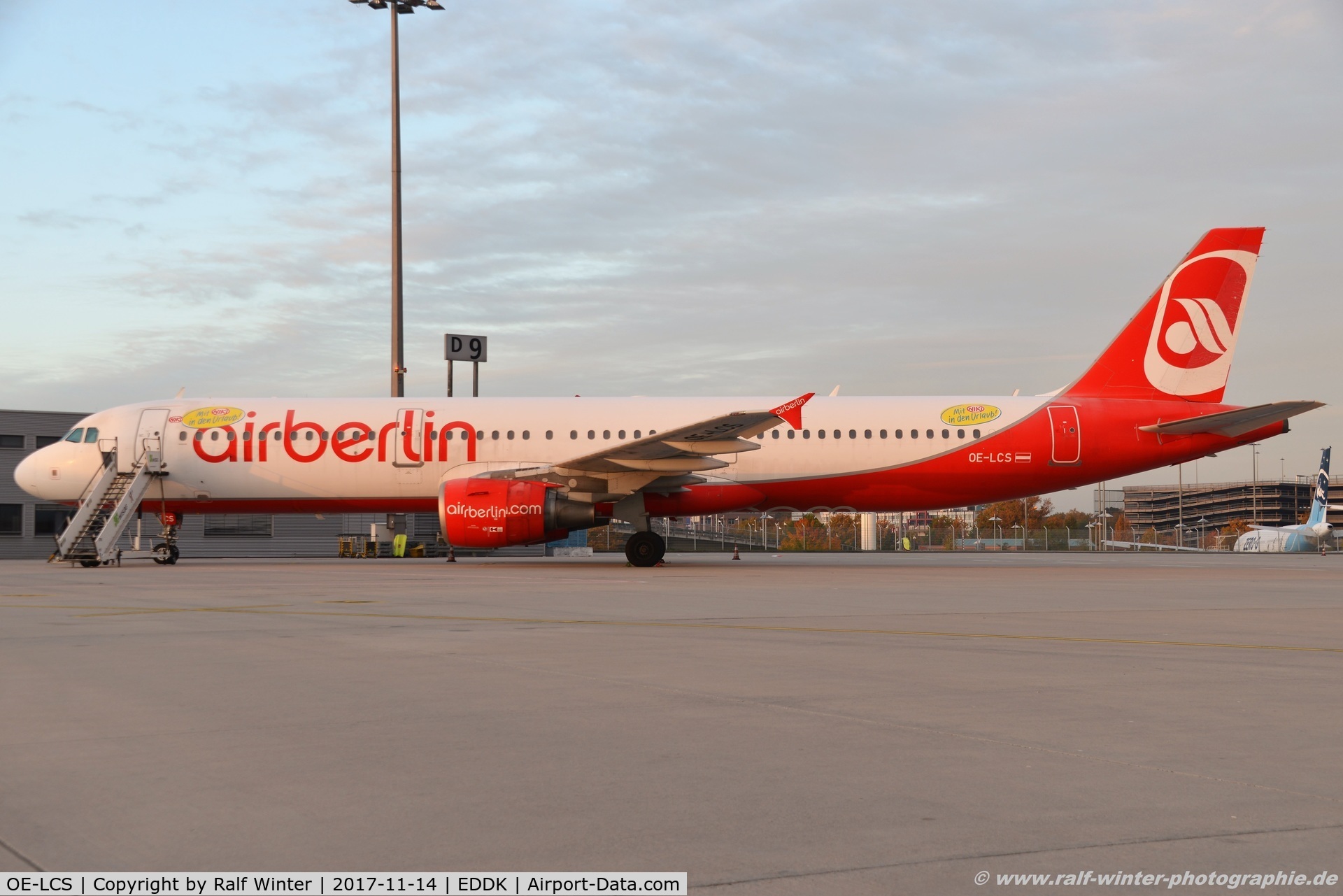 OE-LCS, 2003 Airbus A321-211 C/N 1994, Airbus A321-211 - HG NLY Niki Air Berlin colors 'Fly Nicki' - 1994 - OE-LCS - 14.11.2017 - CGN