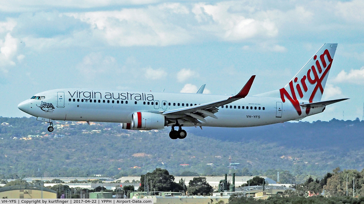 VH-YFS, 2015 Boeing 737-8FE C/N 41027, Boeing 737-8FE Virgin Australia, VH-YFS. Perth Int'l runway03 22/04/17.