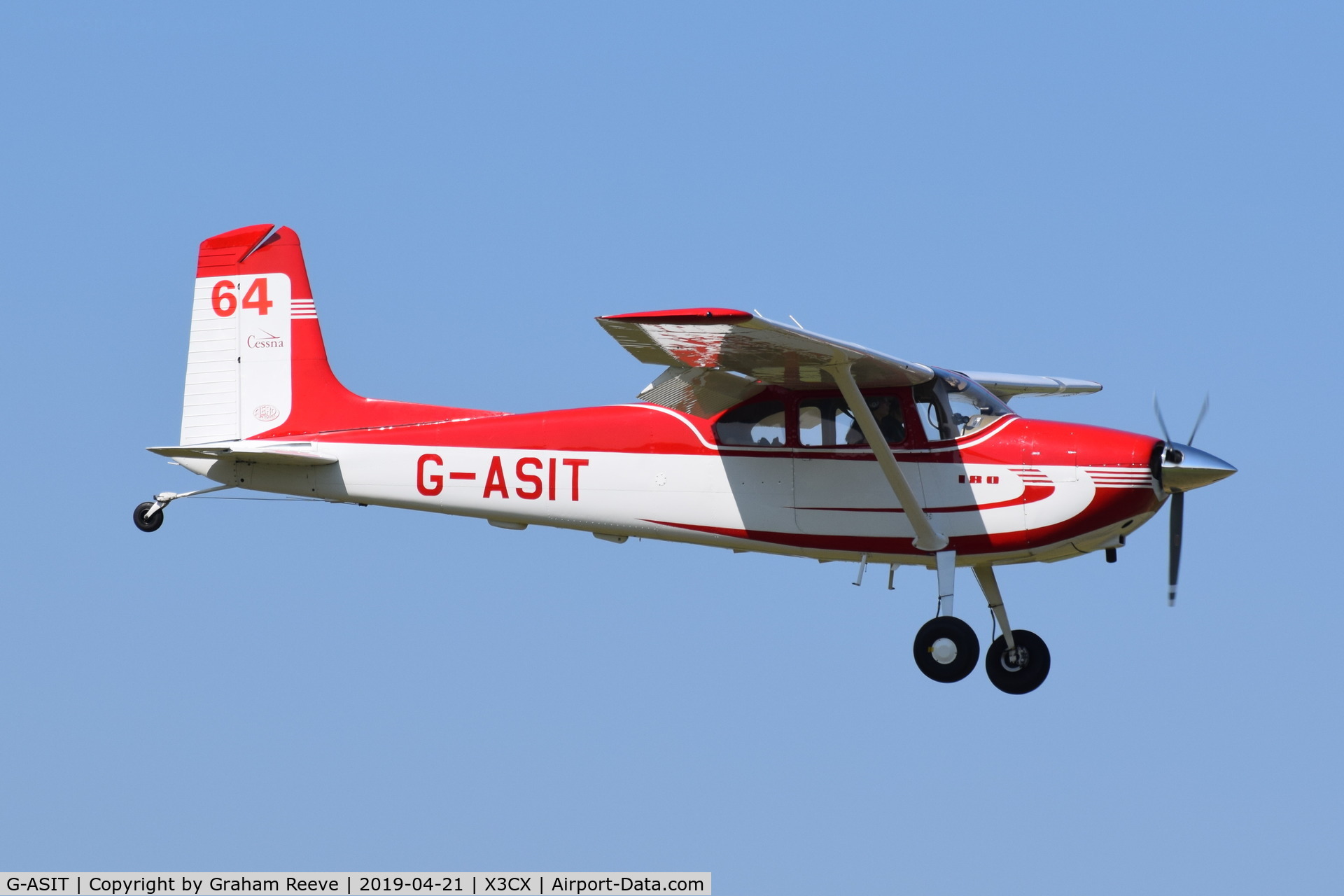 G-ASIT, 1956 Cessna 180 C/N 32567, Landing at Northrepps.