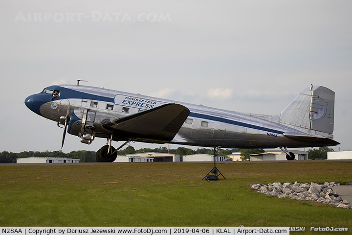 N28AA, 1940 Douglas DC-3A C/N 2239, Douglas DC-3A  C/N 2239, N28AA